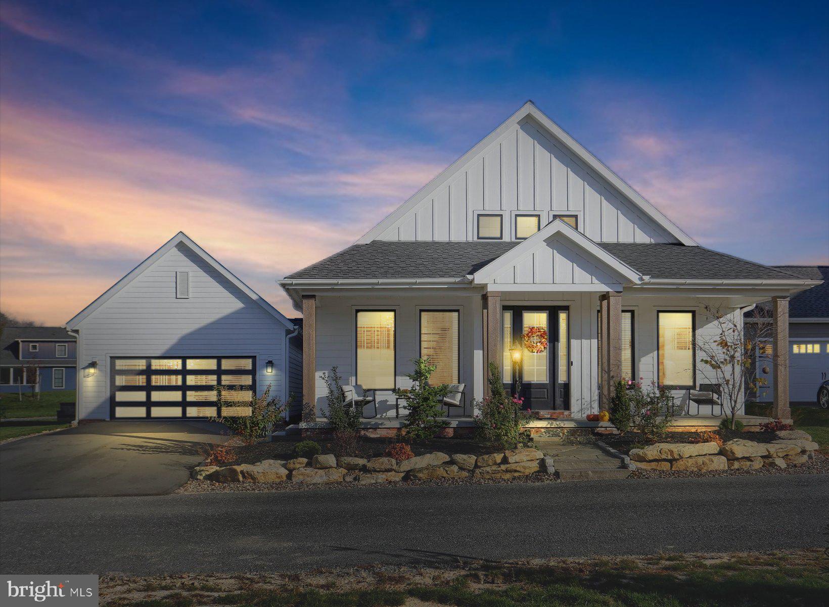 THE PORCHES OF ALLENBERRY - Residential