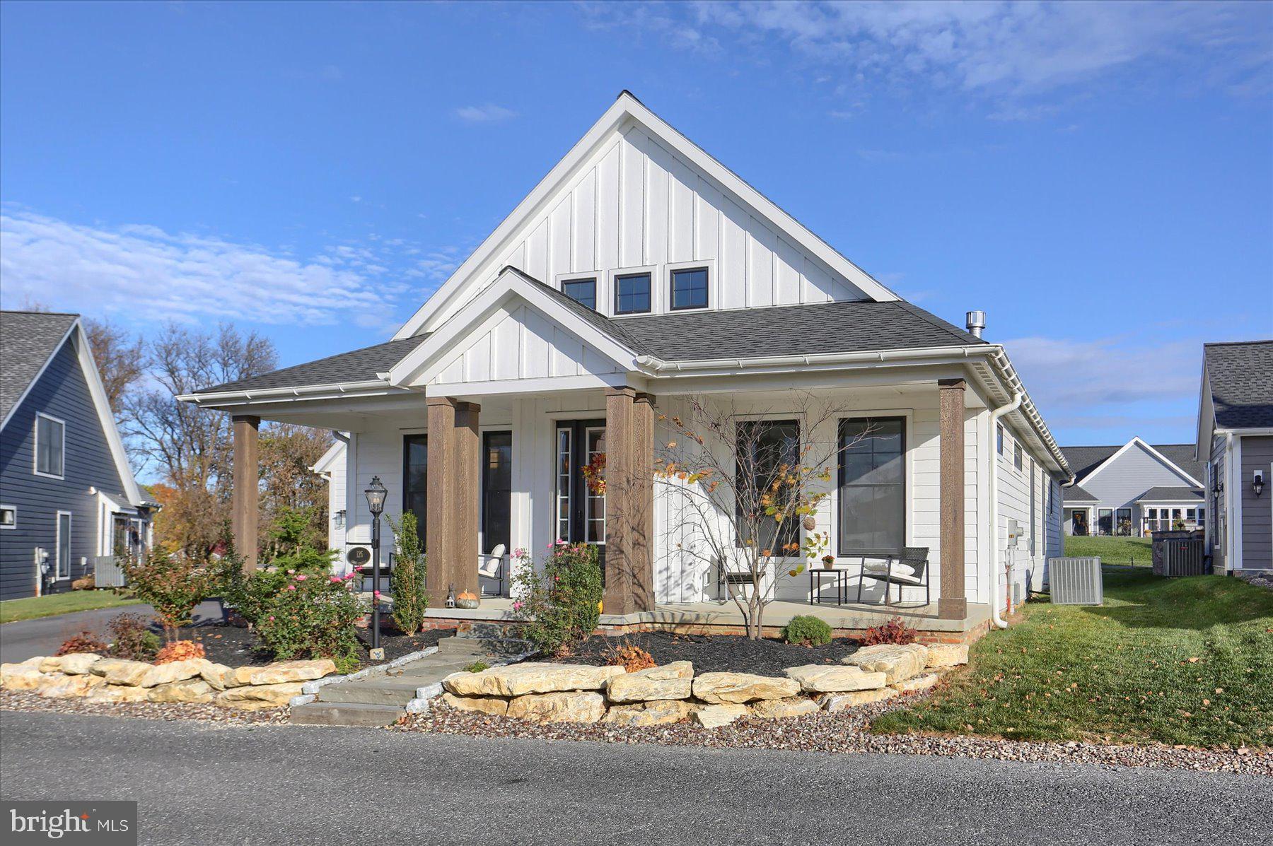 THE PORCHES OF ALLENBERRY - Residential