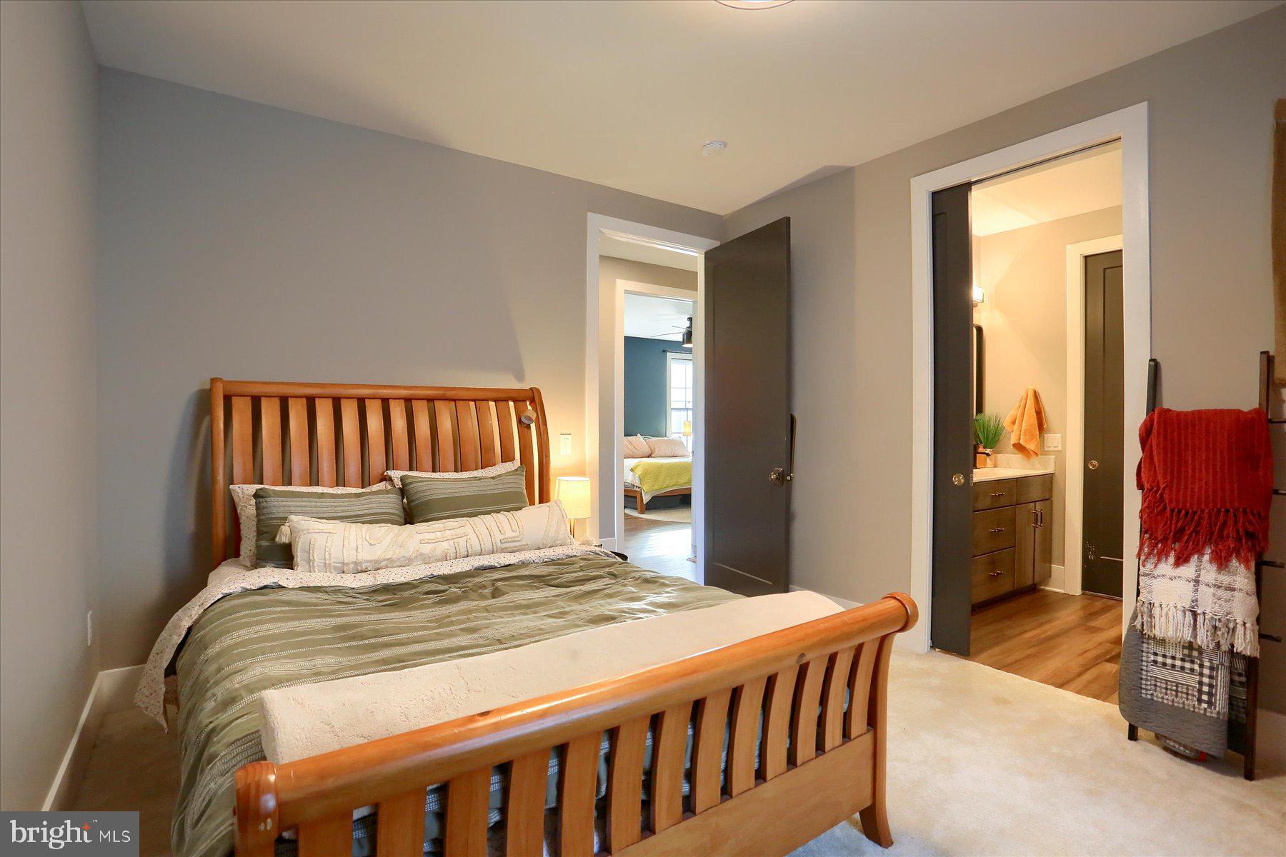 THE PORCHES OF ALLENBERRY - Residential