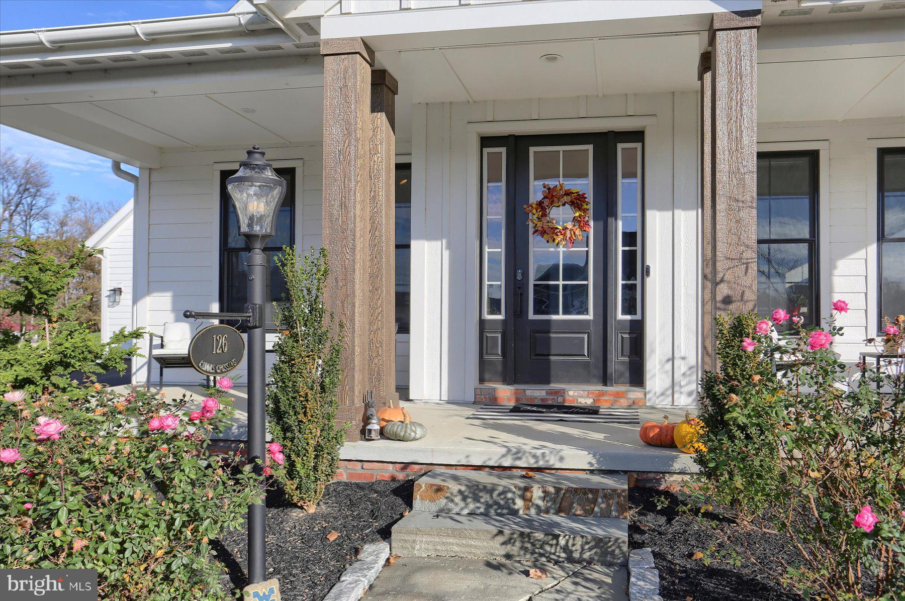 THE PORCHES OF ALLENBERRY - Residential