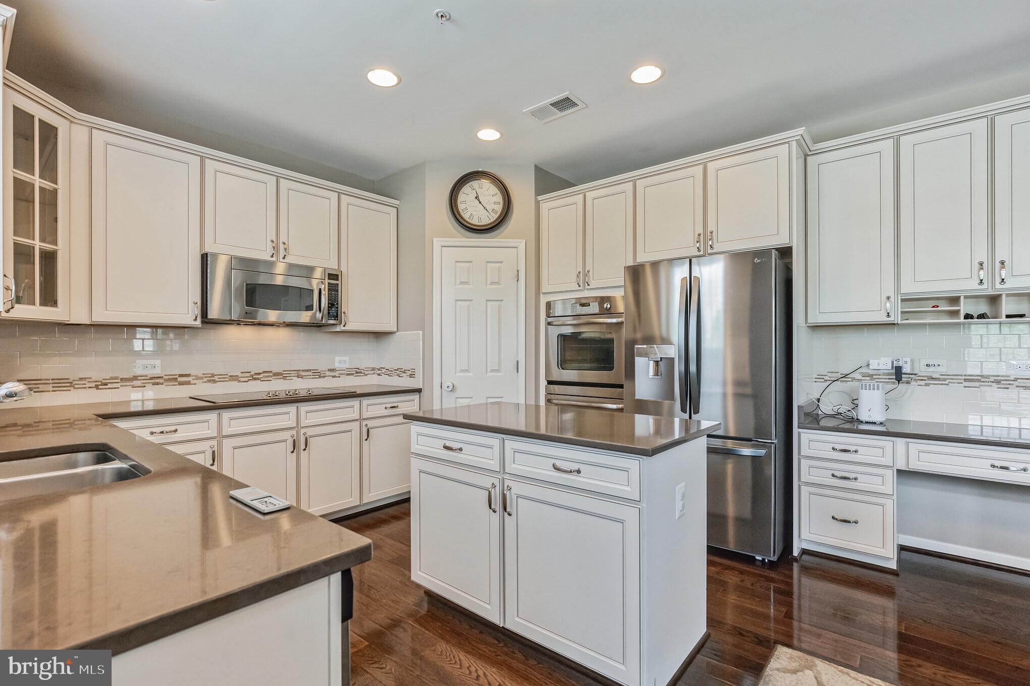 GLENEAGLES AT ST CHARLES - Residential