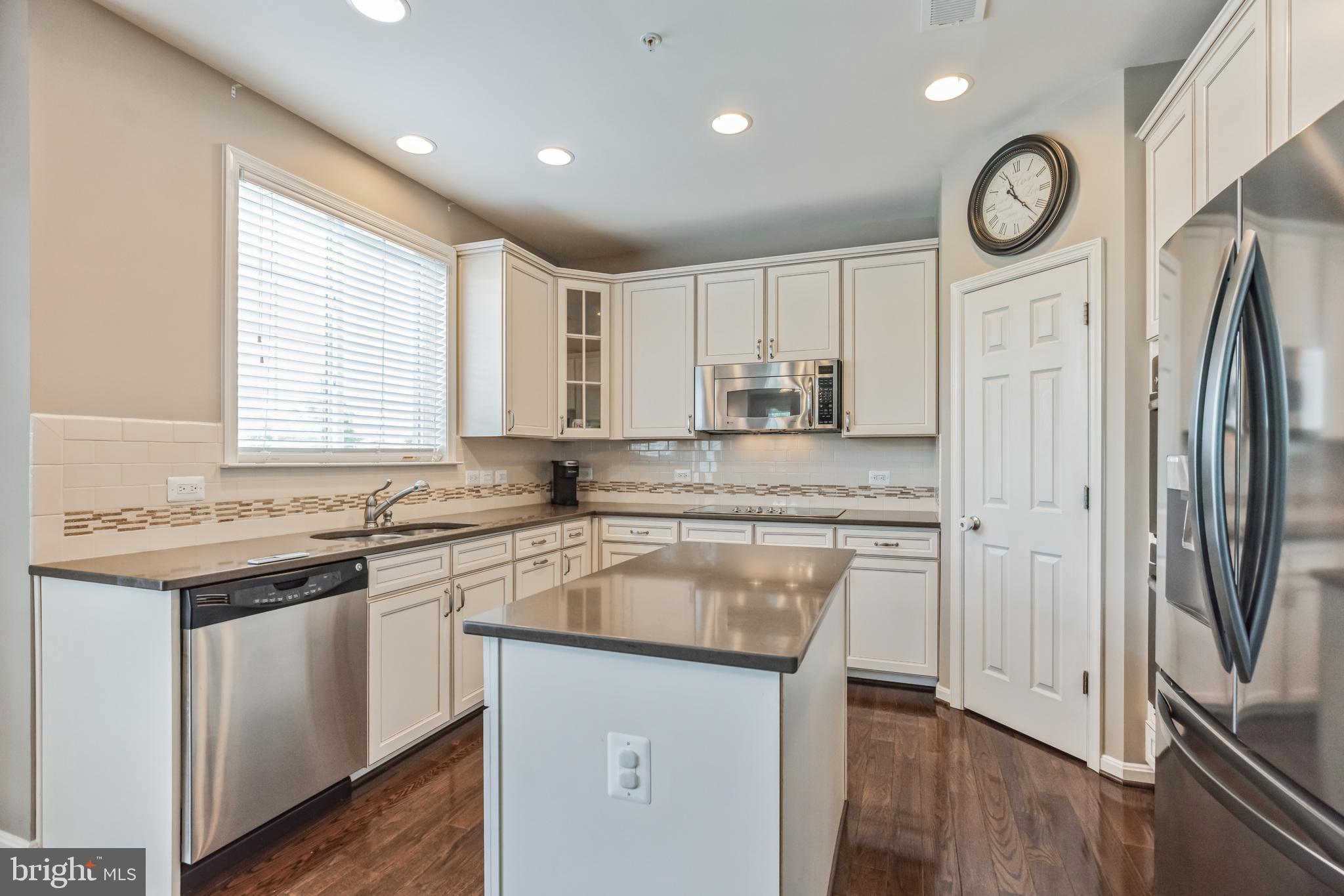 GLENEAGLES AT ST CHARLES - Residential