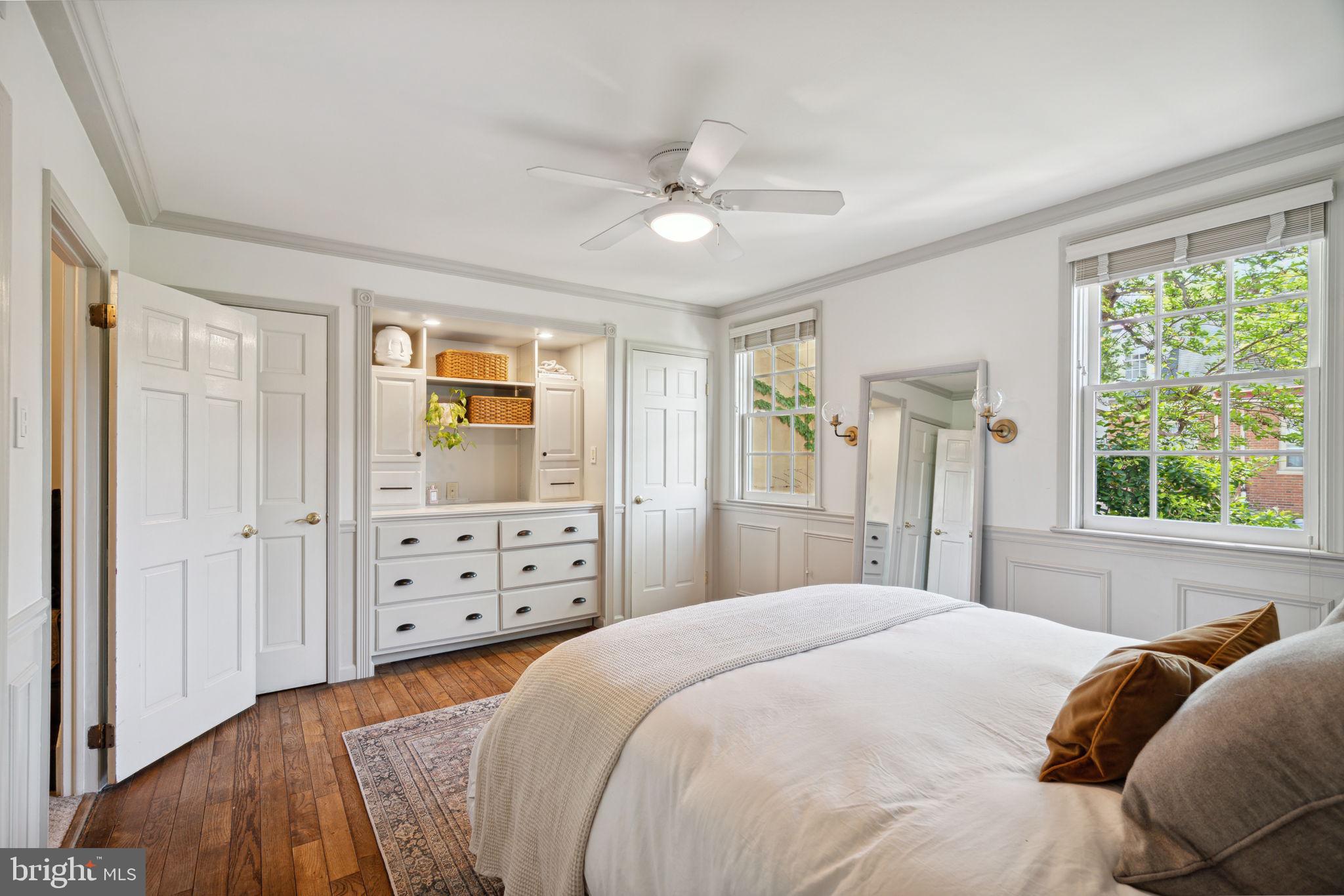 SOCIETY HILL - Residential