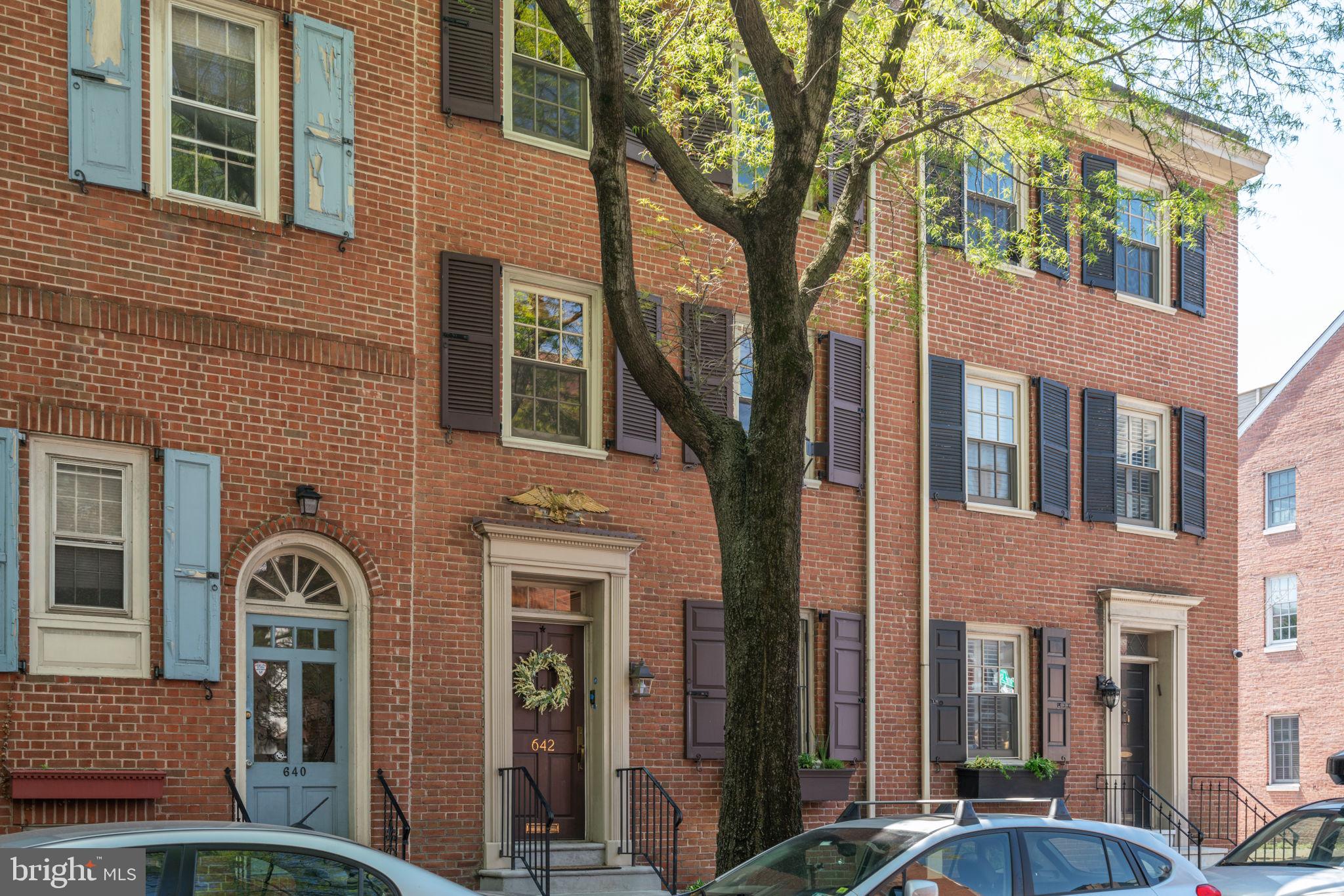 SOCIETY HILL - Residential