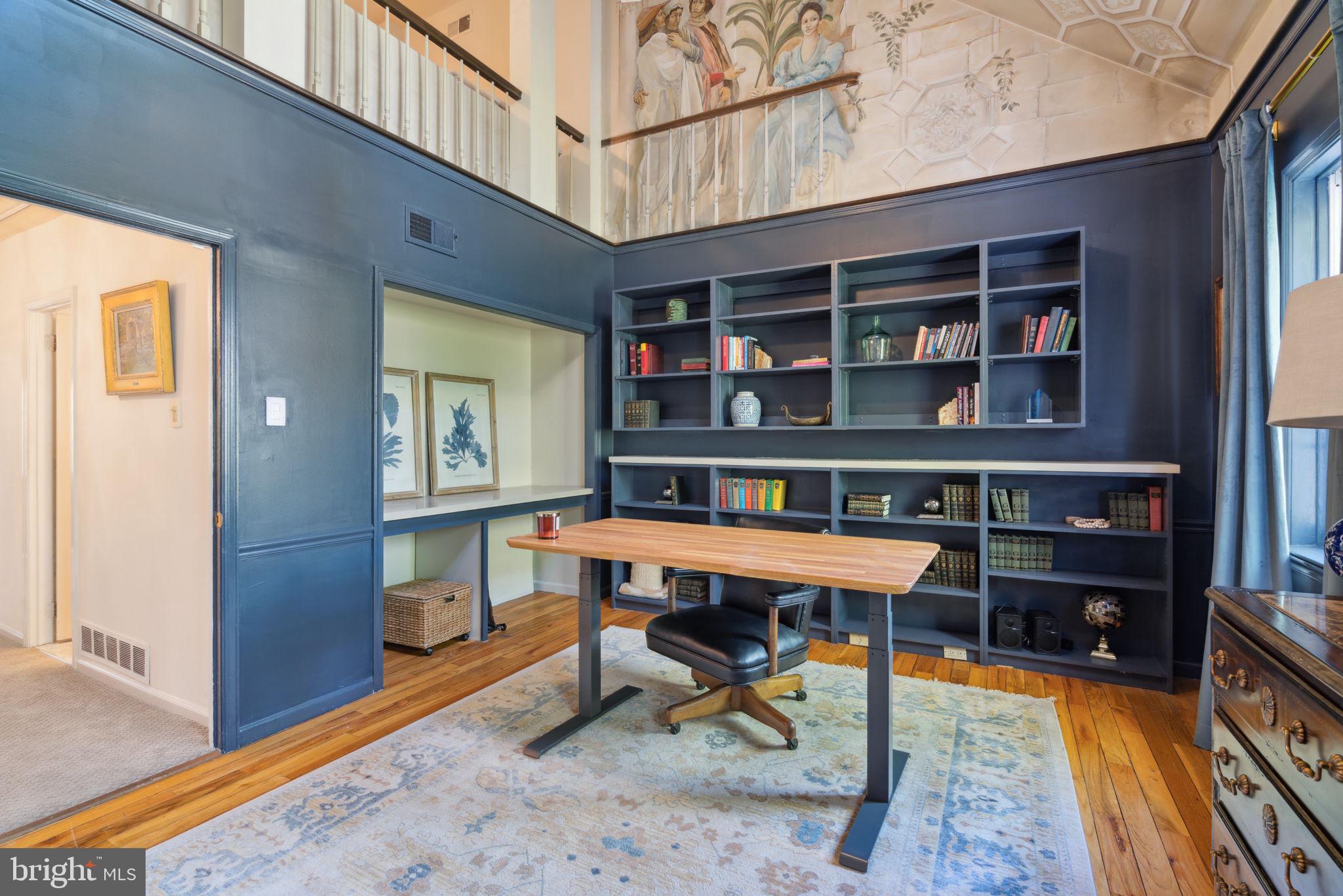 SOCIETY HILL - Residential