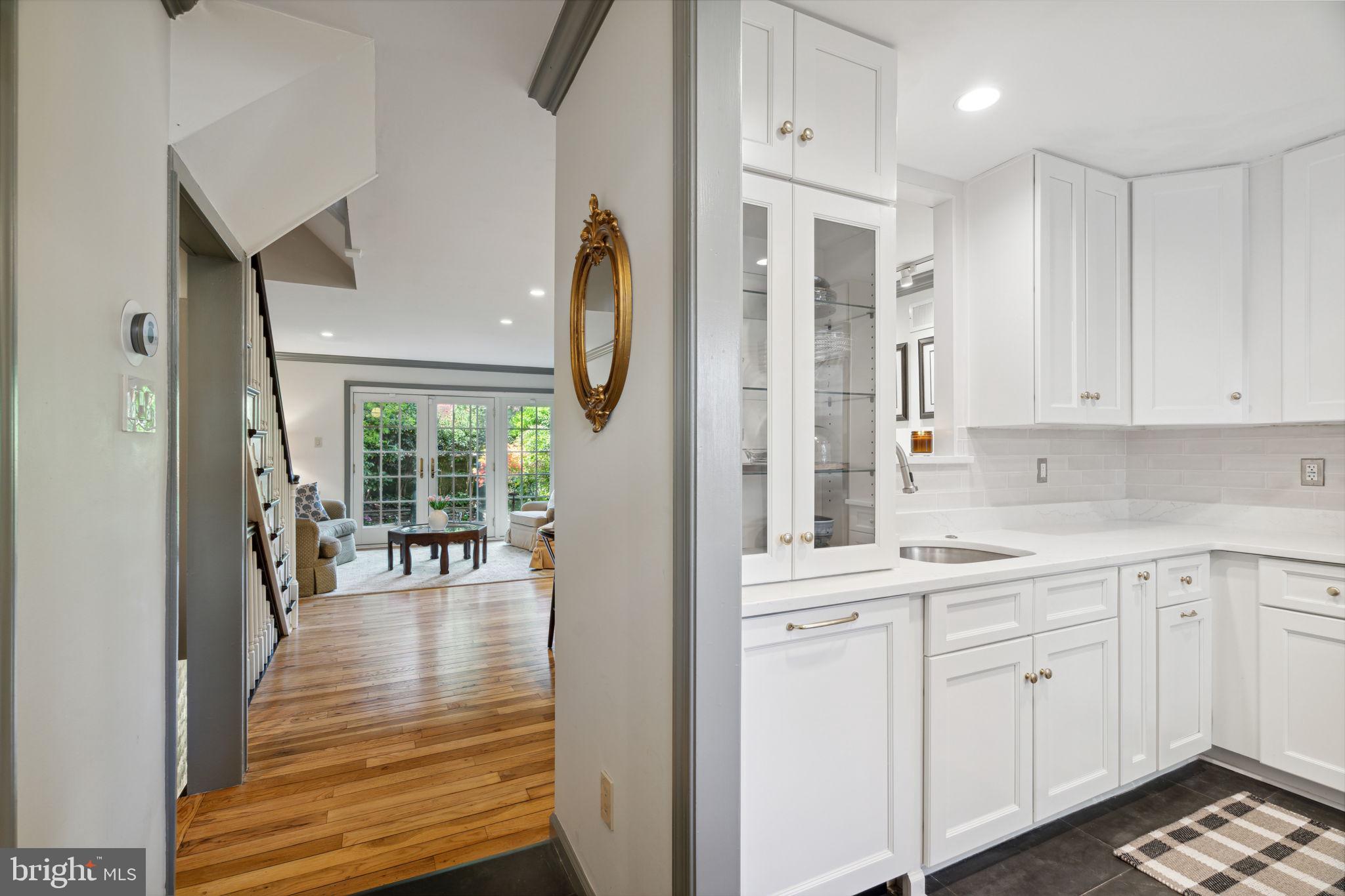 SOCIETY HILL - Residential