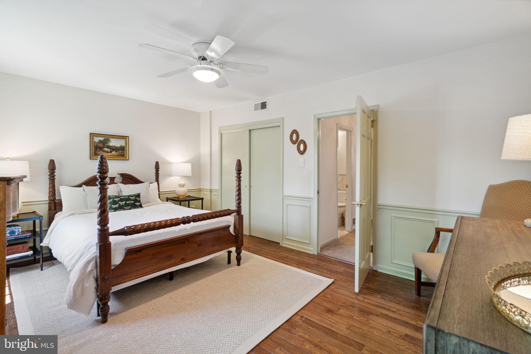 SOCIETY HILL - Residential