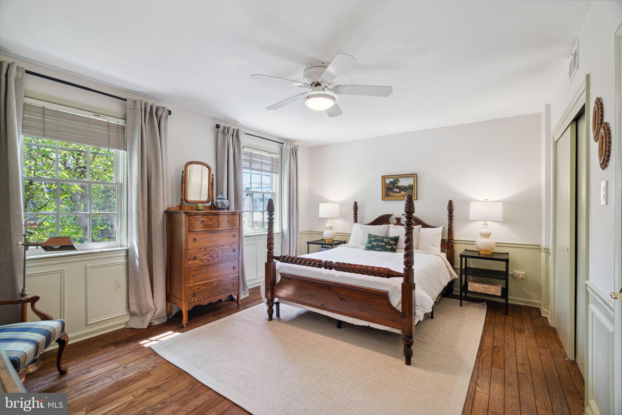 SOCIETY HILL - Residential