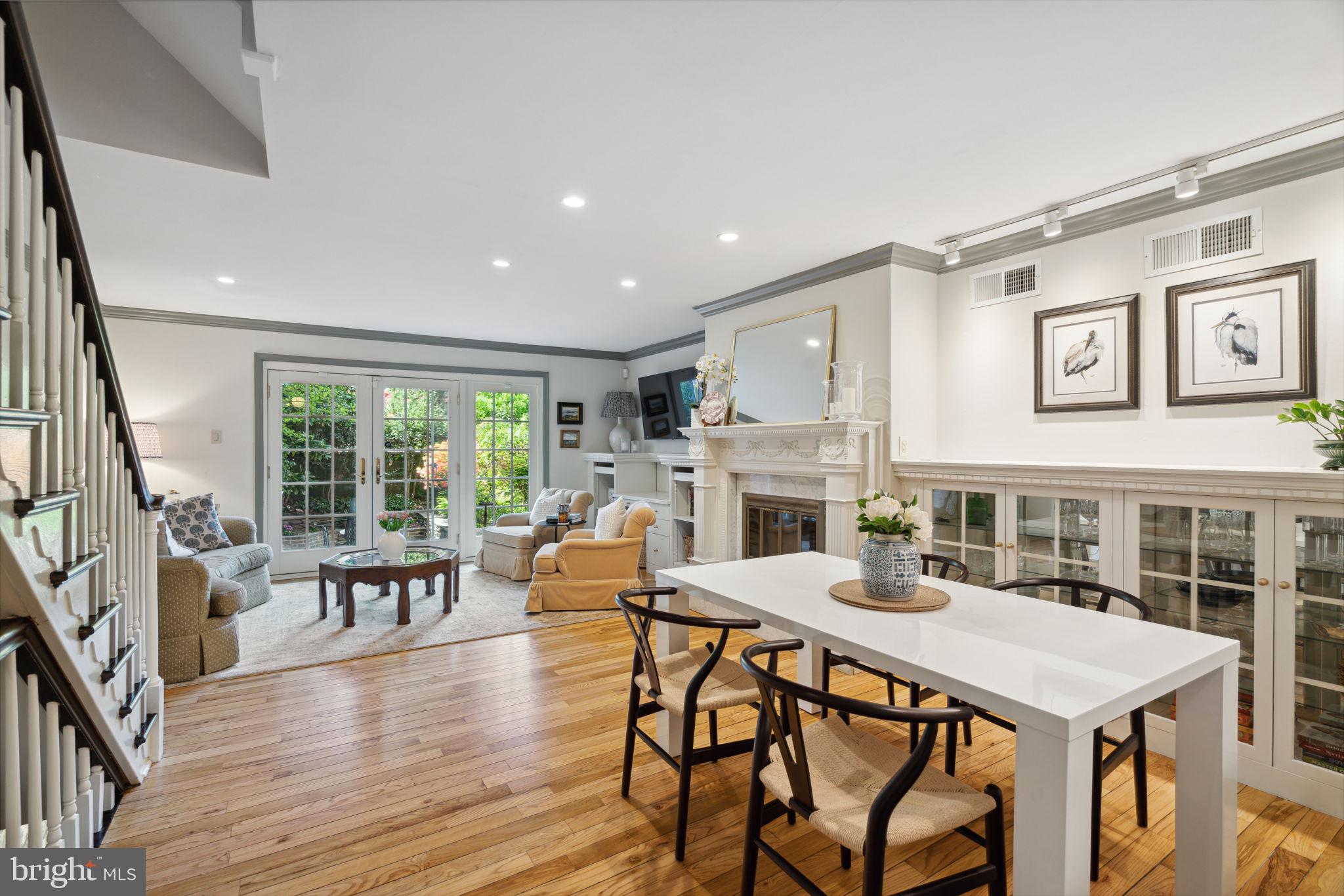 SOCIETY HILL - Residential