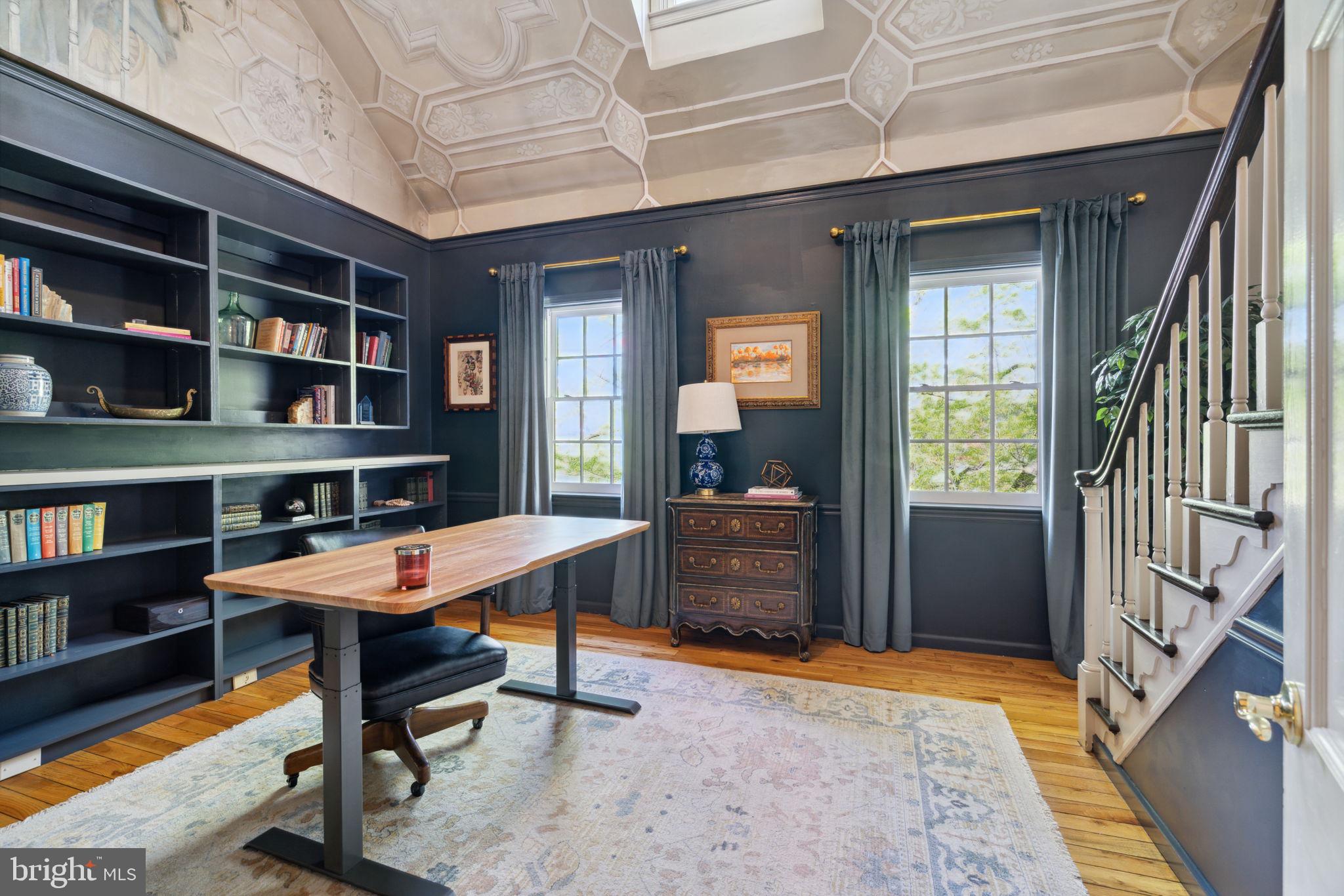 SOCIETY HILL - Residential