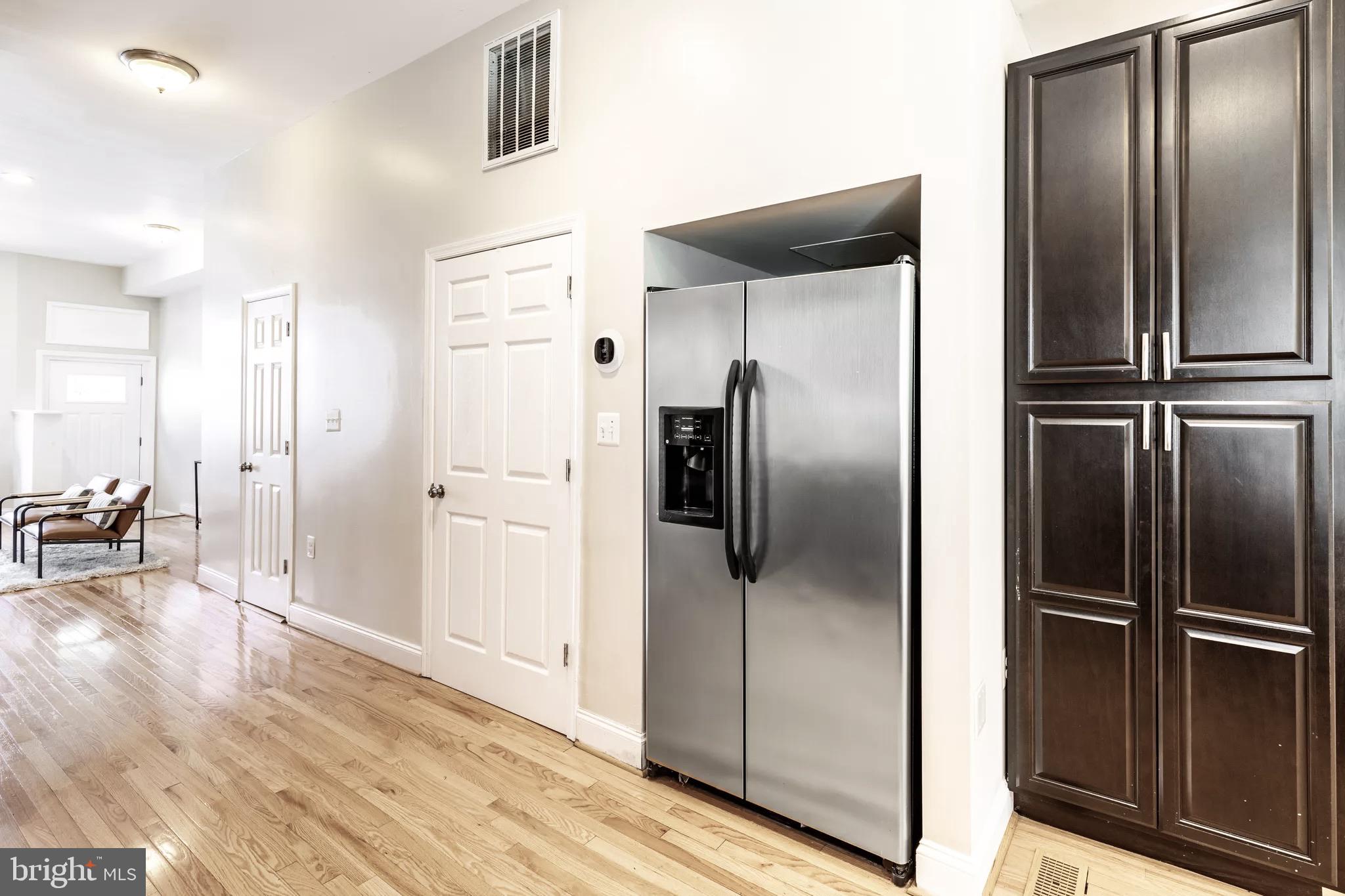 BARCLAY - Residential