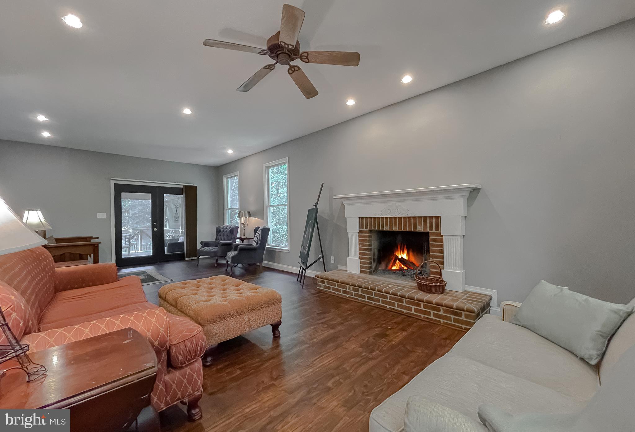 43571 BAYBERRY COURT
