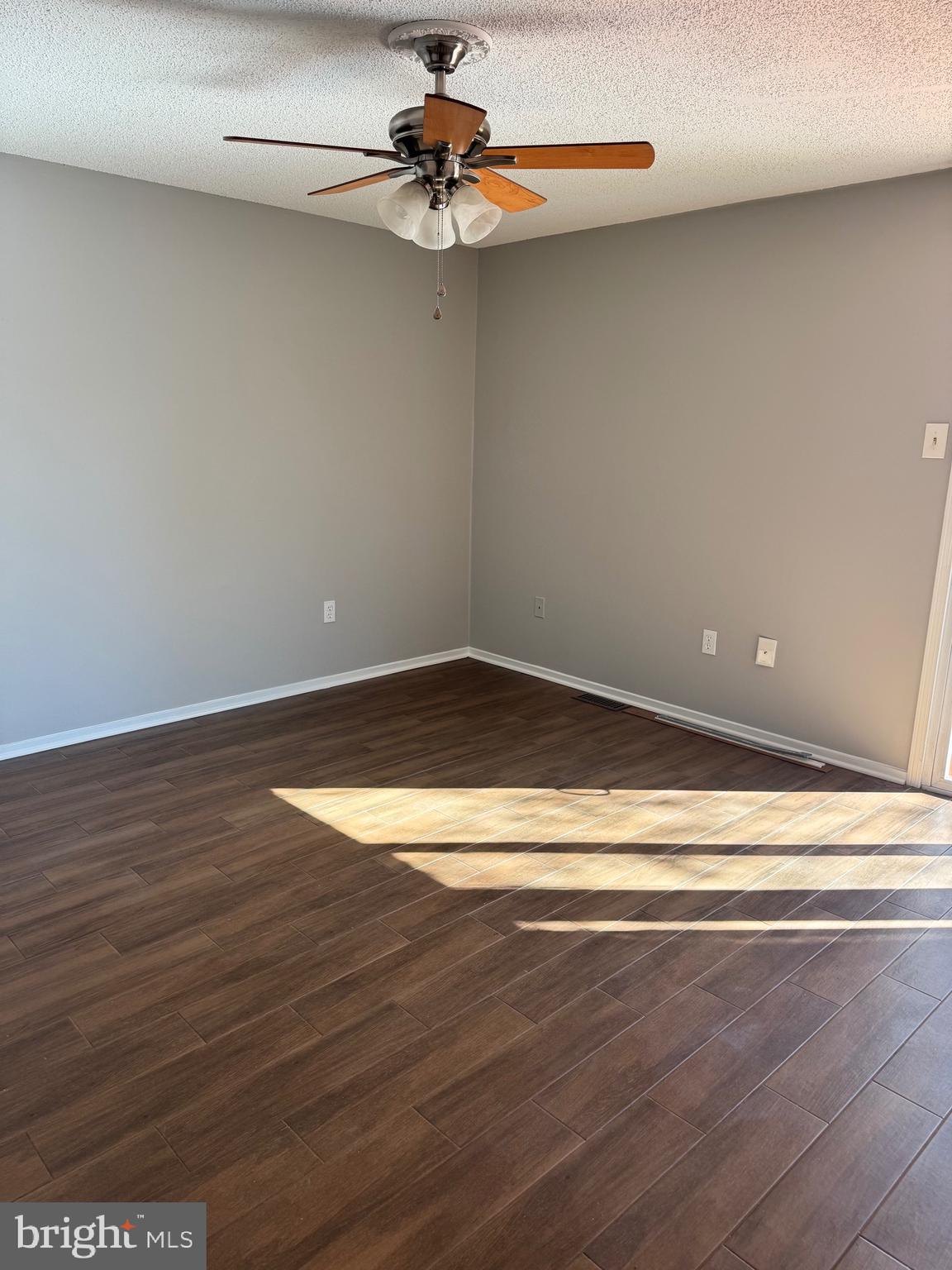 CANTERBURY VILLAGE - Residential Lease