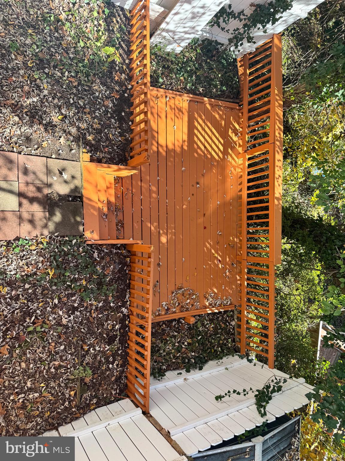 CANTERBURY VILLAGE - Residential Lease