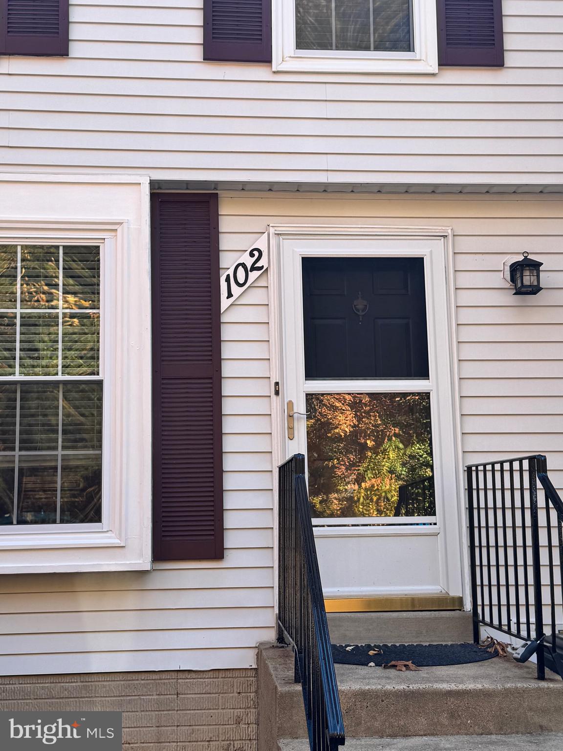 CANTERBURY VILLAGE - Residential Lease