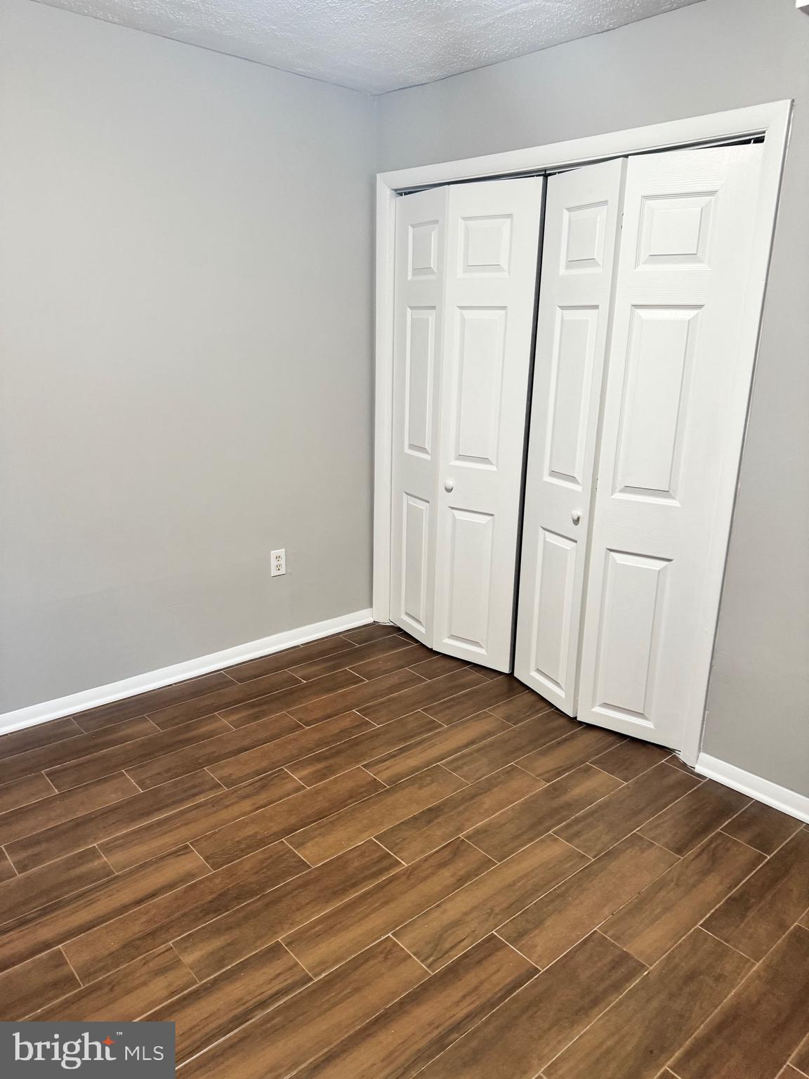 CANTERBURY VILLAGE - Residential Lease