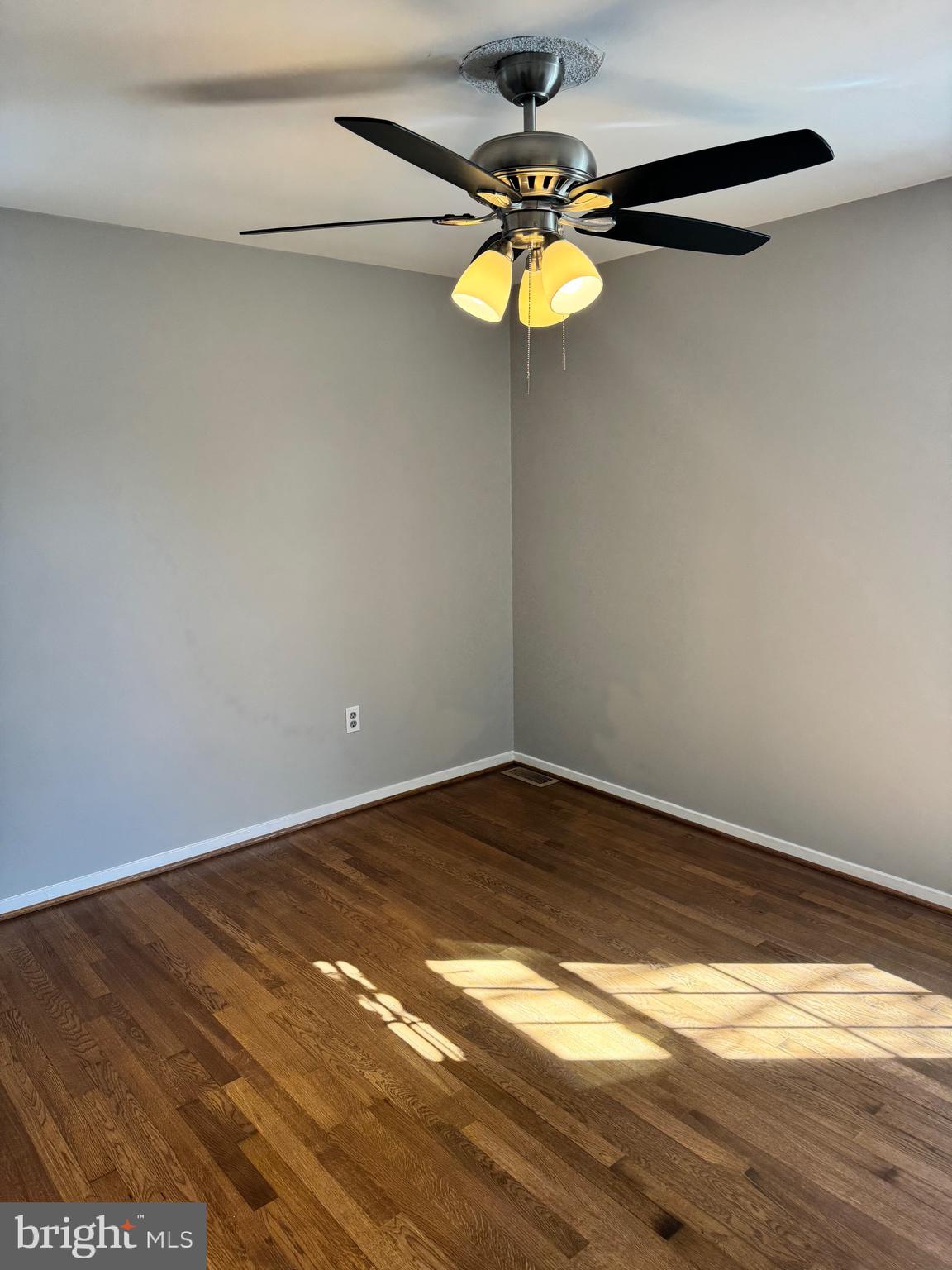 CANTERBURY VILLAGE - Residential Lease