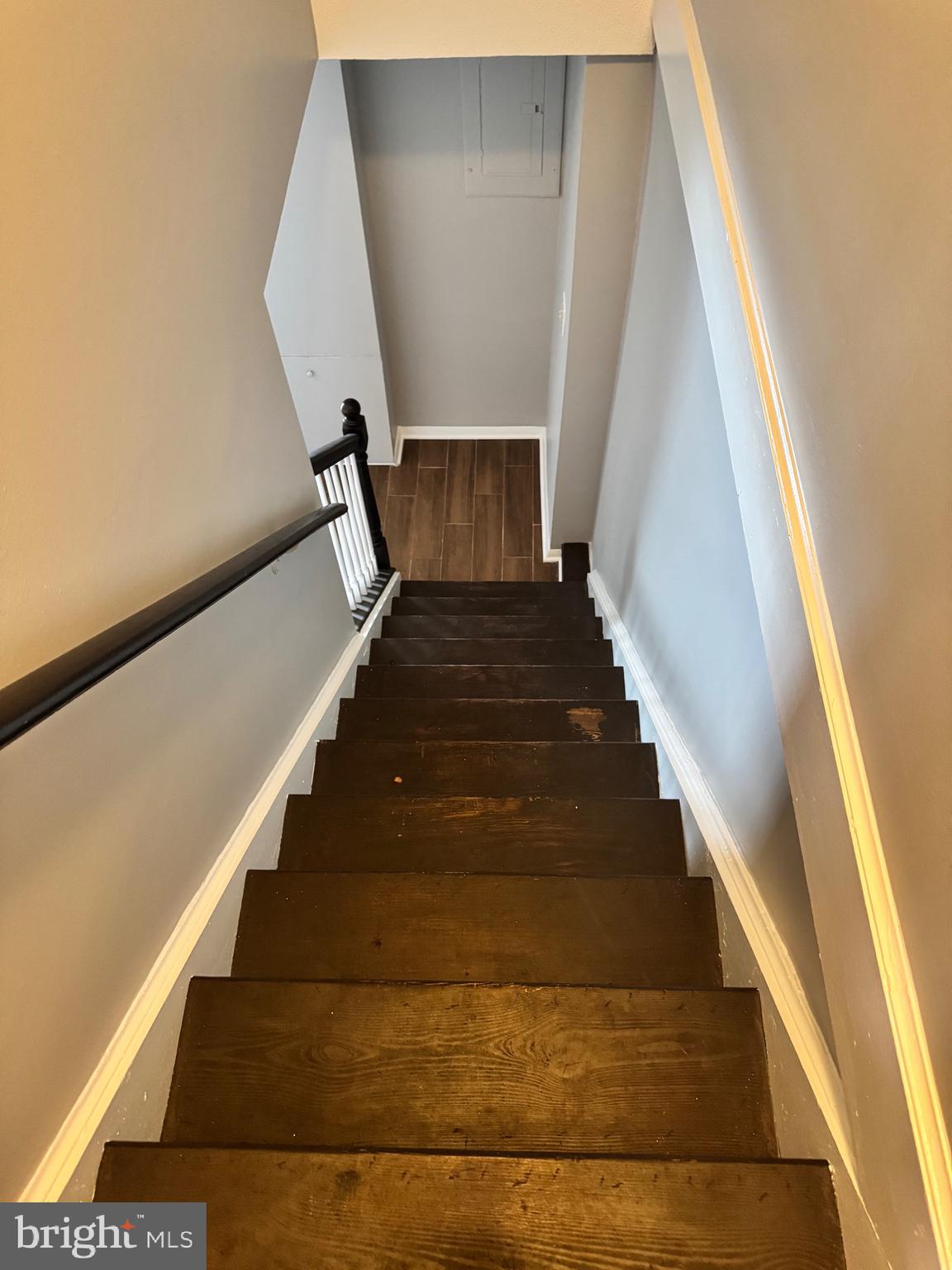 CANTERBURY VILLAGE - Residential Lease