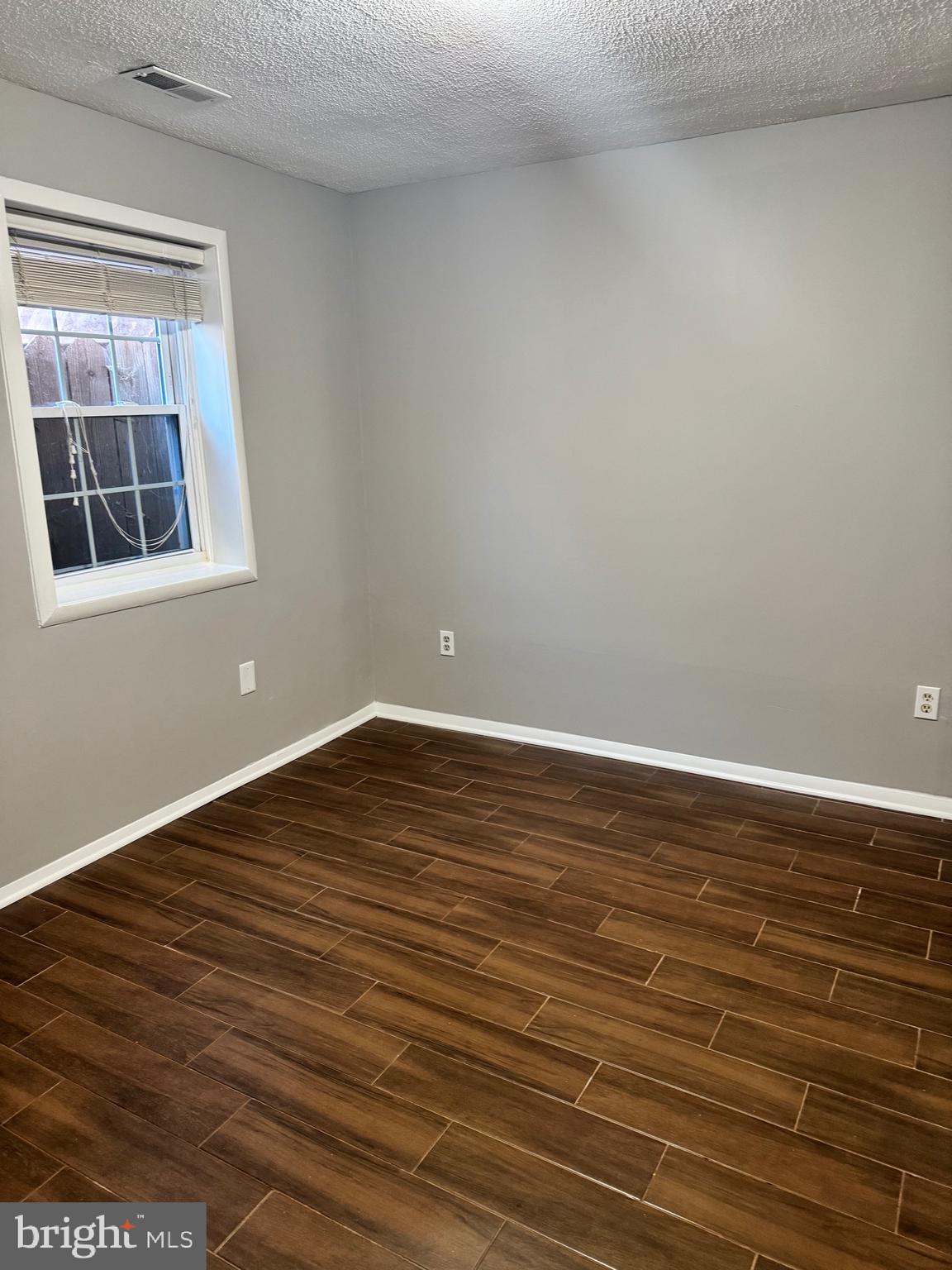 CANTERBURY VILLAGE - Residential Lease