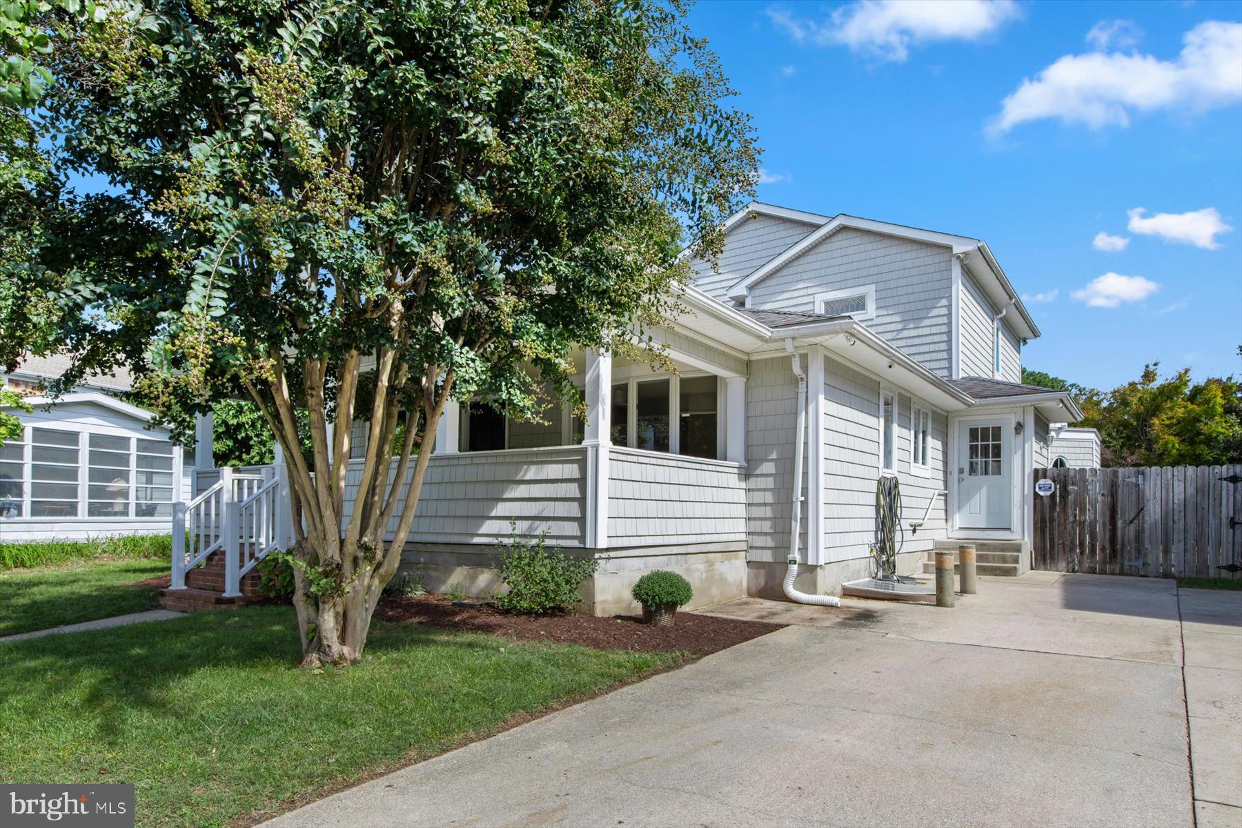 5 COUNTRY CLUB DRIVE
