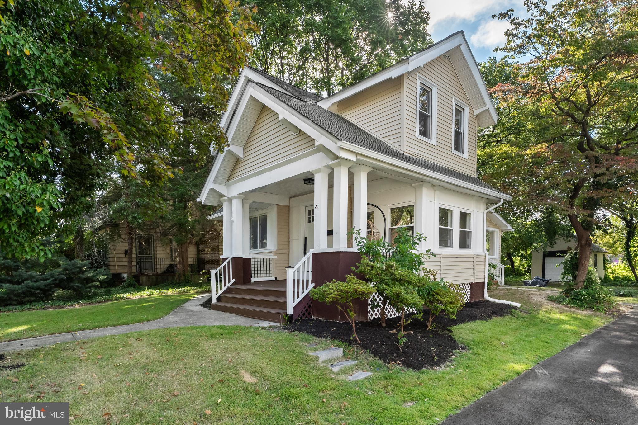 4 E HADDON AVENUE