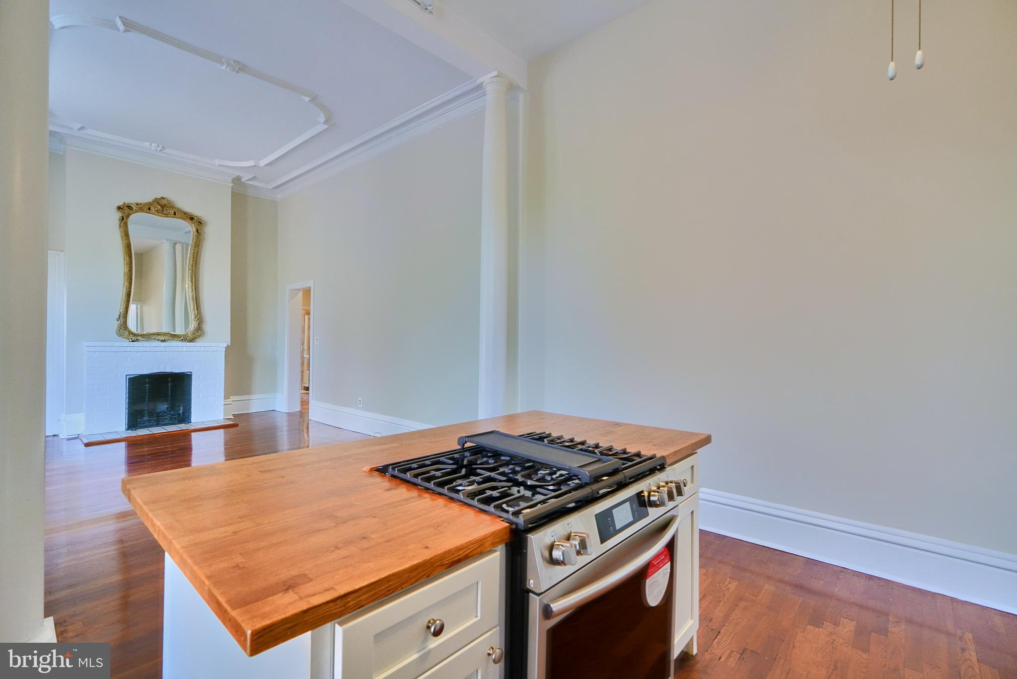 BOLTON HILL HISTORIC DISTRICT - Residential Lease