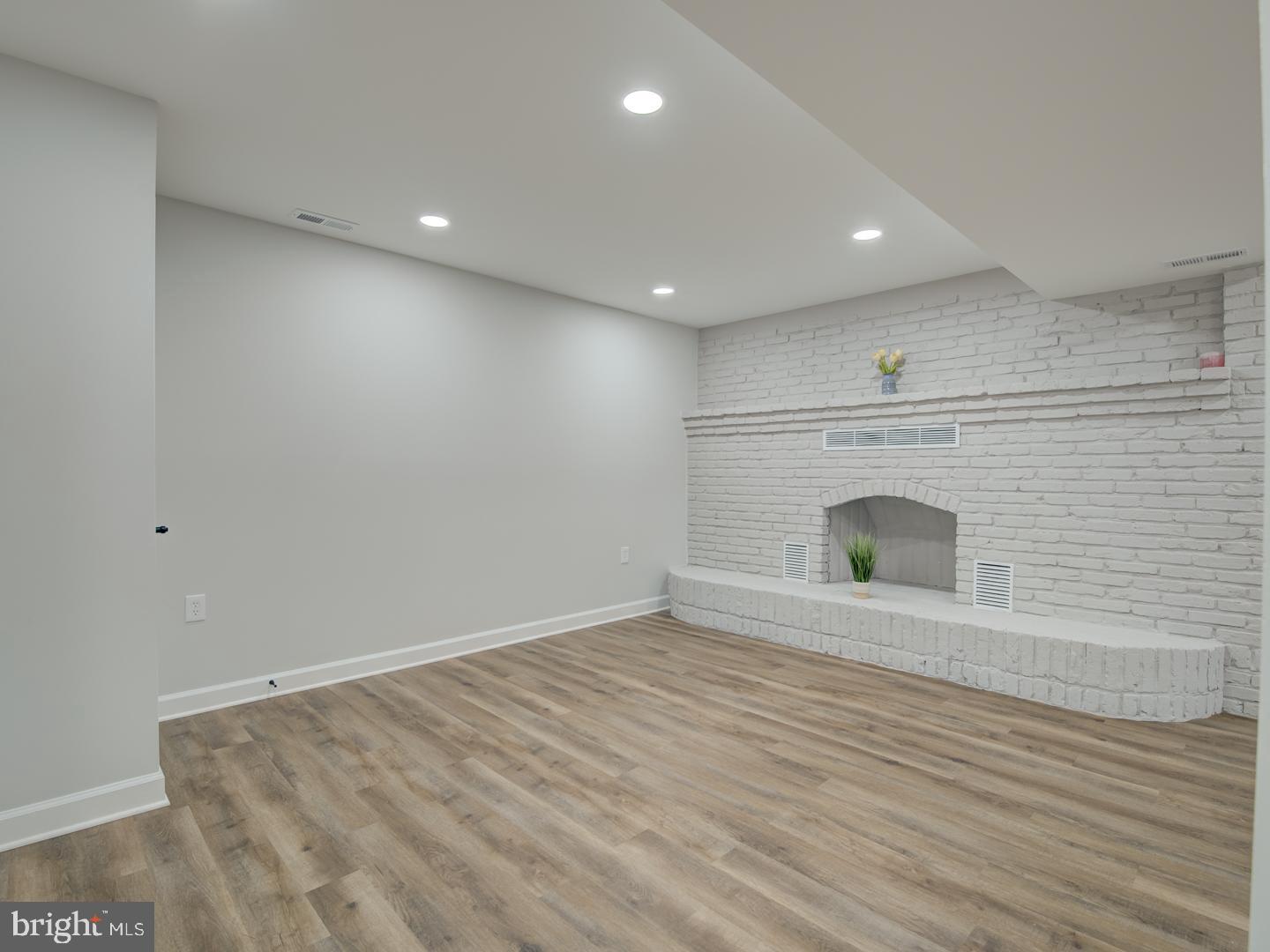 PASADENA - Residential