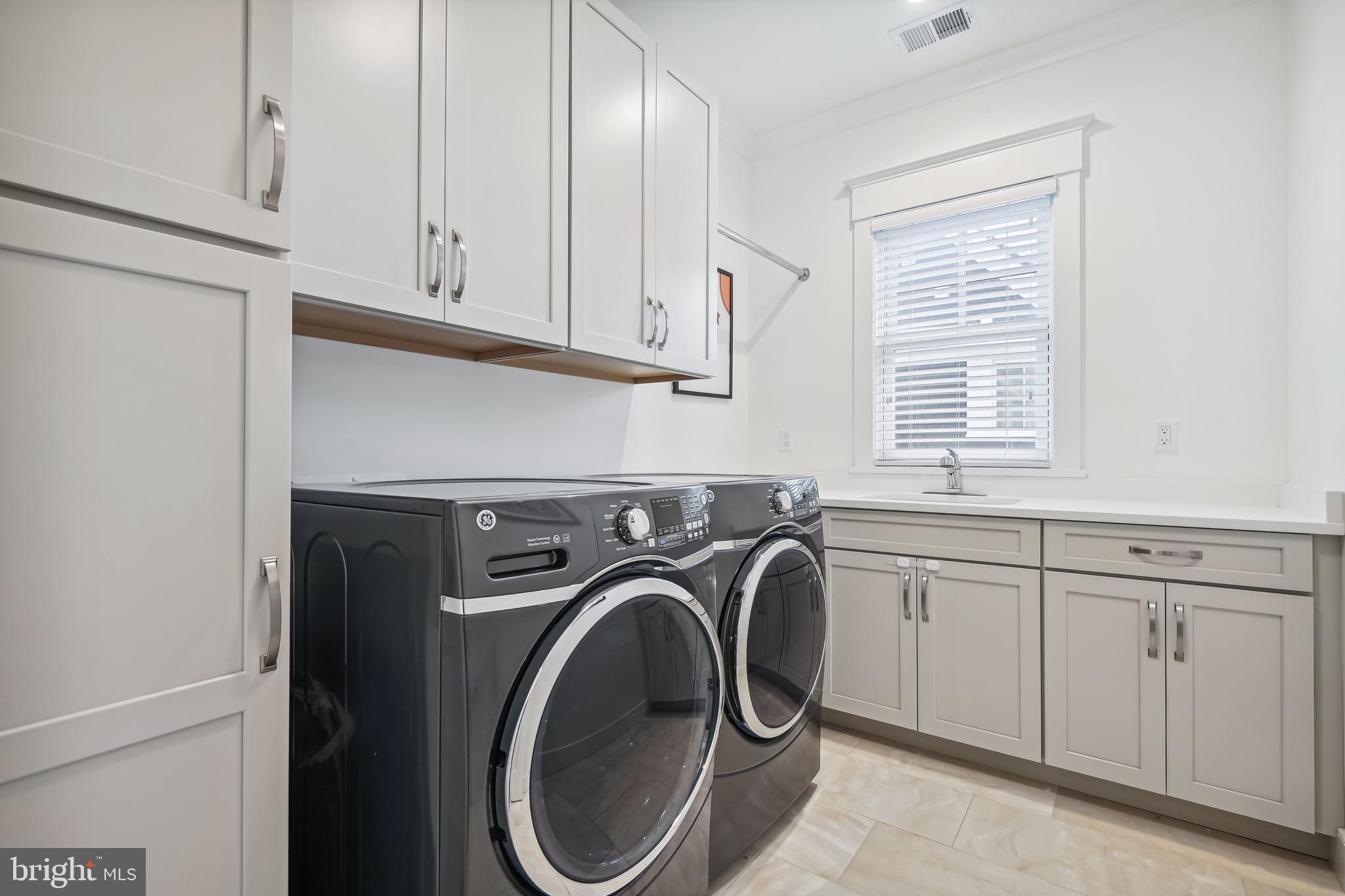 BAY RIDGE - Residential