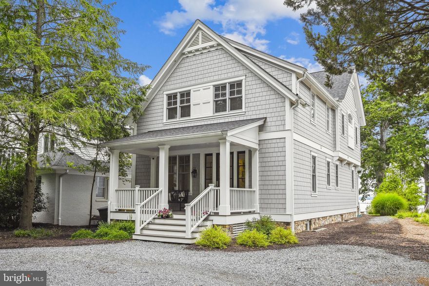 Picture Perfect in Bay Ridge!  This 4 year old Coastal home checks all the boxes. There is nothing to do but move in and enjoy your views straight out Lake Ogelton to Annapolis. Situated at one of the highest points on the Lake, enjoy the extensive outdoor entertaining areas and sweeping landscaped lawn down to the water. A private pier features 5 feet mean low water and a small lift for jet skis. Inside, no details have been overlooked- open floor plan with high ceilings and beautiful millwork.  Thoughtful design included plenty of storage solutions. Beautifully finished kitchen and bathrooms throughout. 

Bay Ridge is not just a neighborhood but a way of life. Enjoy private community beaches fronting the Severn River and Chesapeake Bay, community woods, ballfields, basketball court, pickelball court, playground, newly renovated clubhouse, bayfront pool (memberships available), poolhouse , walking trails and more! A true Chesapeake lifestyle. This one won't last long!