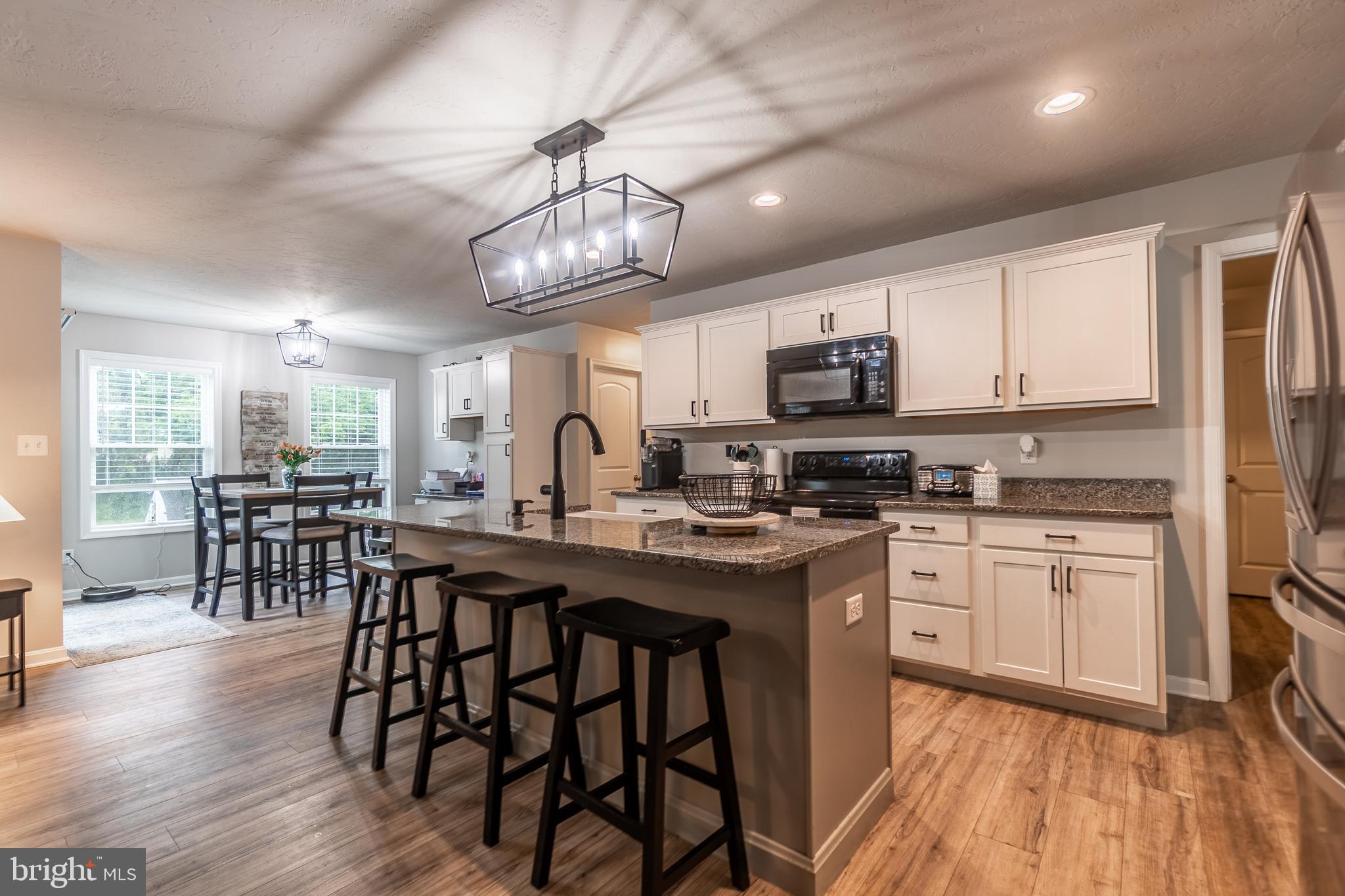 OXFORD POINTE - Residential