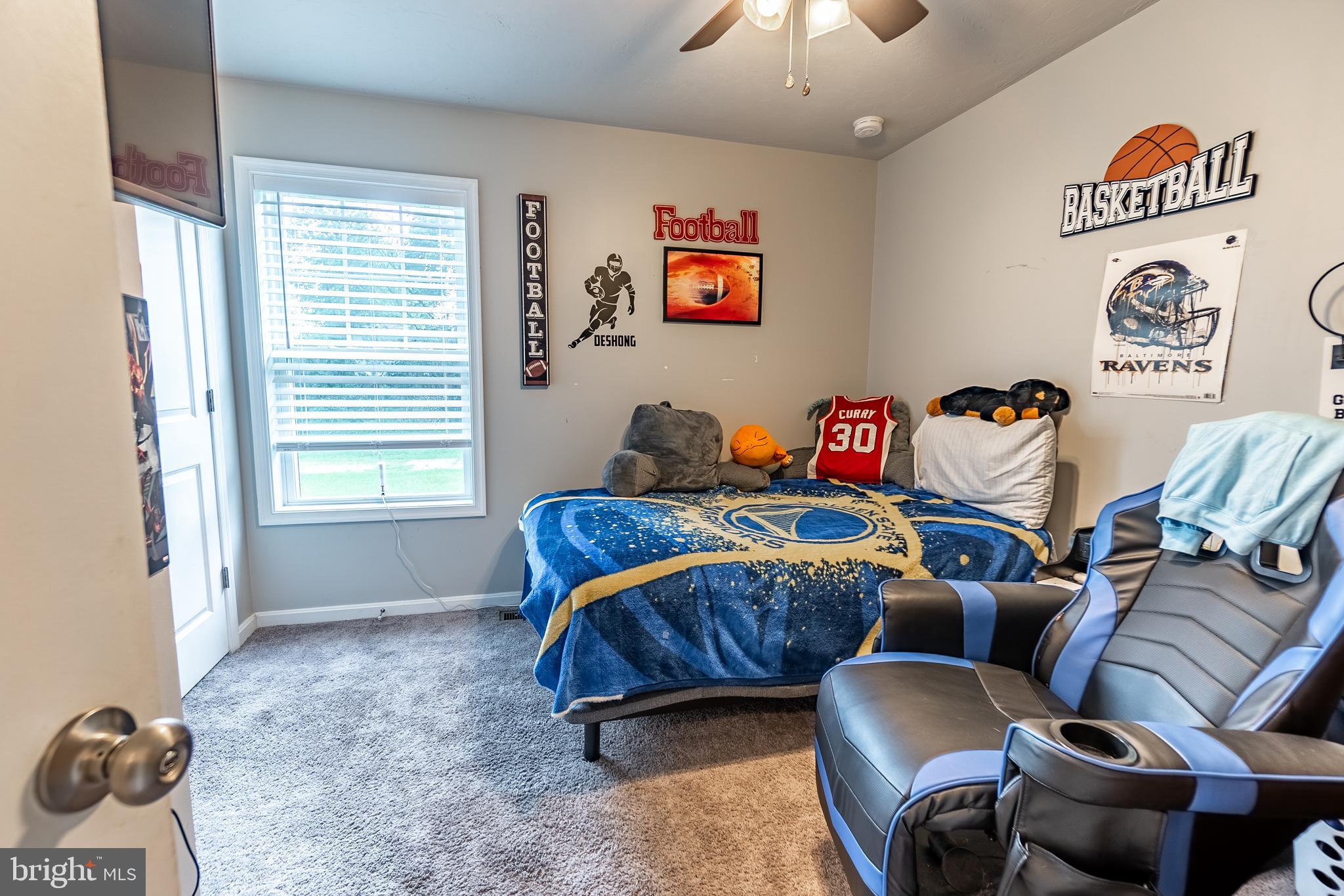 OXFORD POINTE - Residential