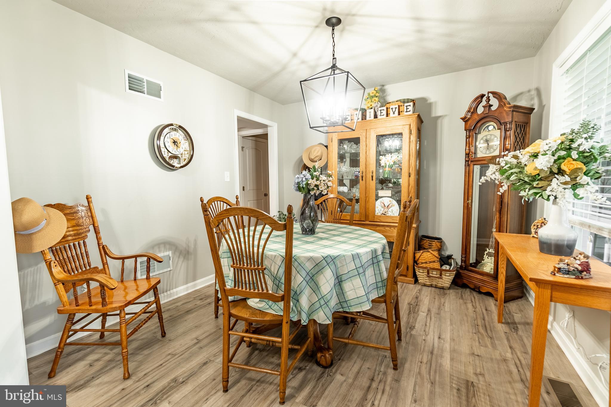 OXFORD POINTE - Residential
