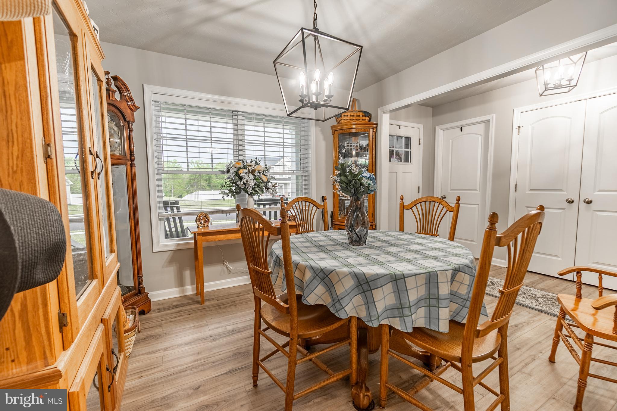 OXFORD POINTE - Residential