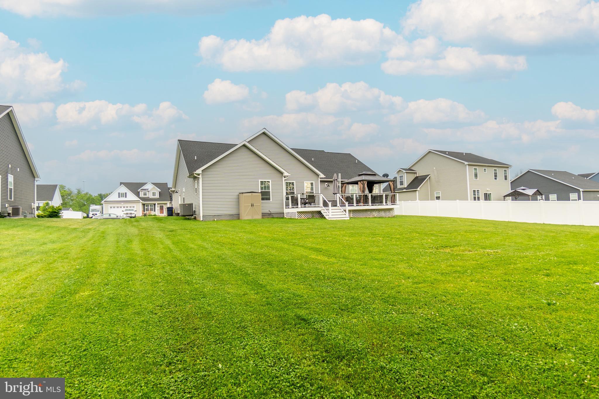 OXFORD POINTE - Residential