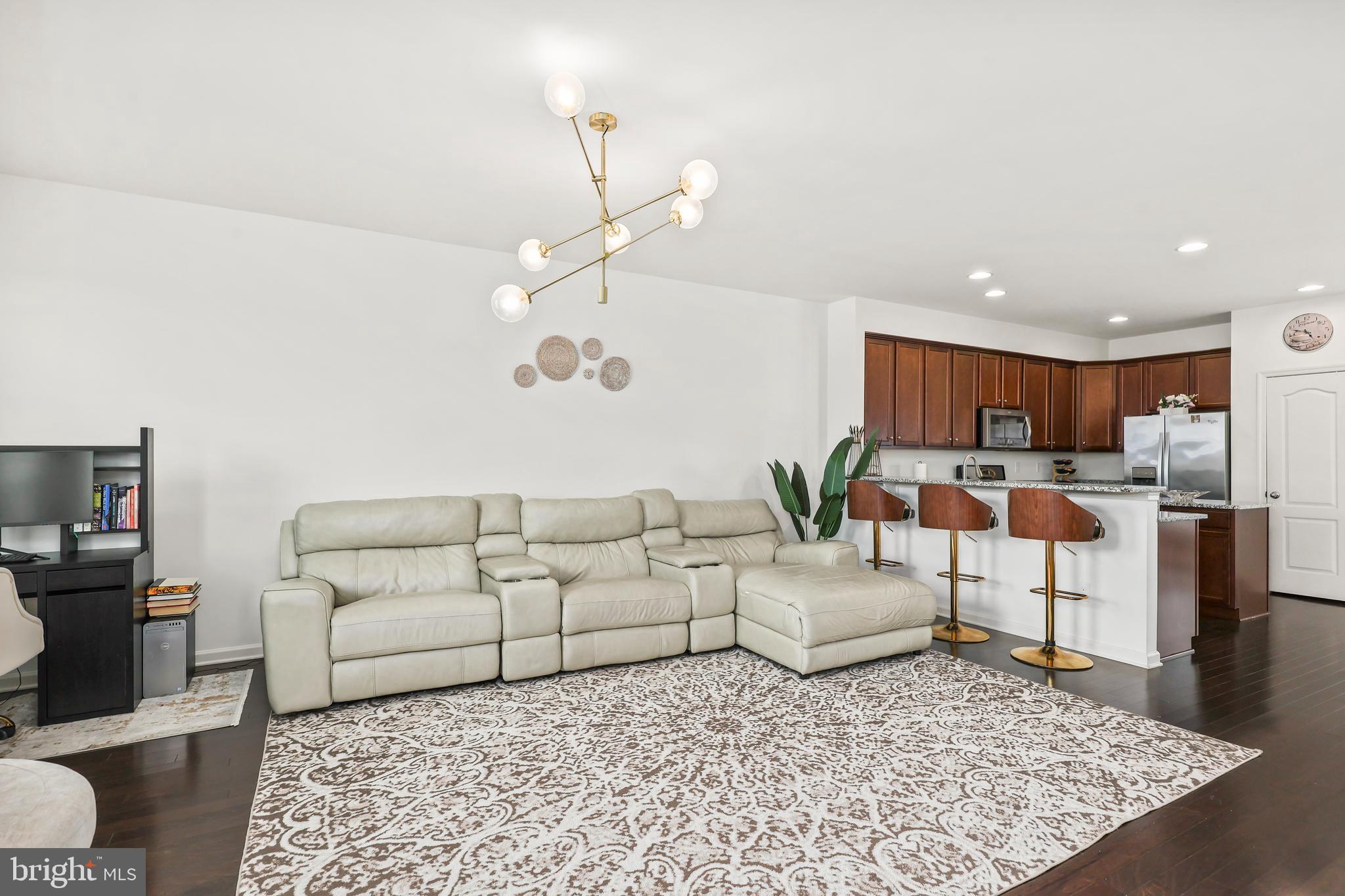 SUMMERFIELD - Residential