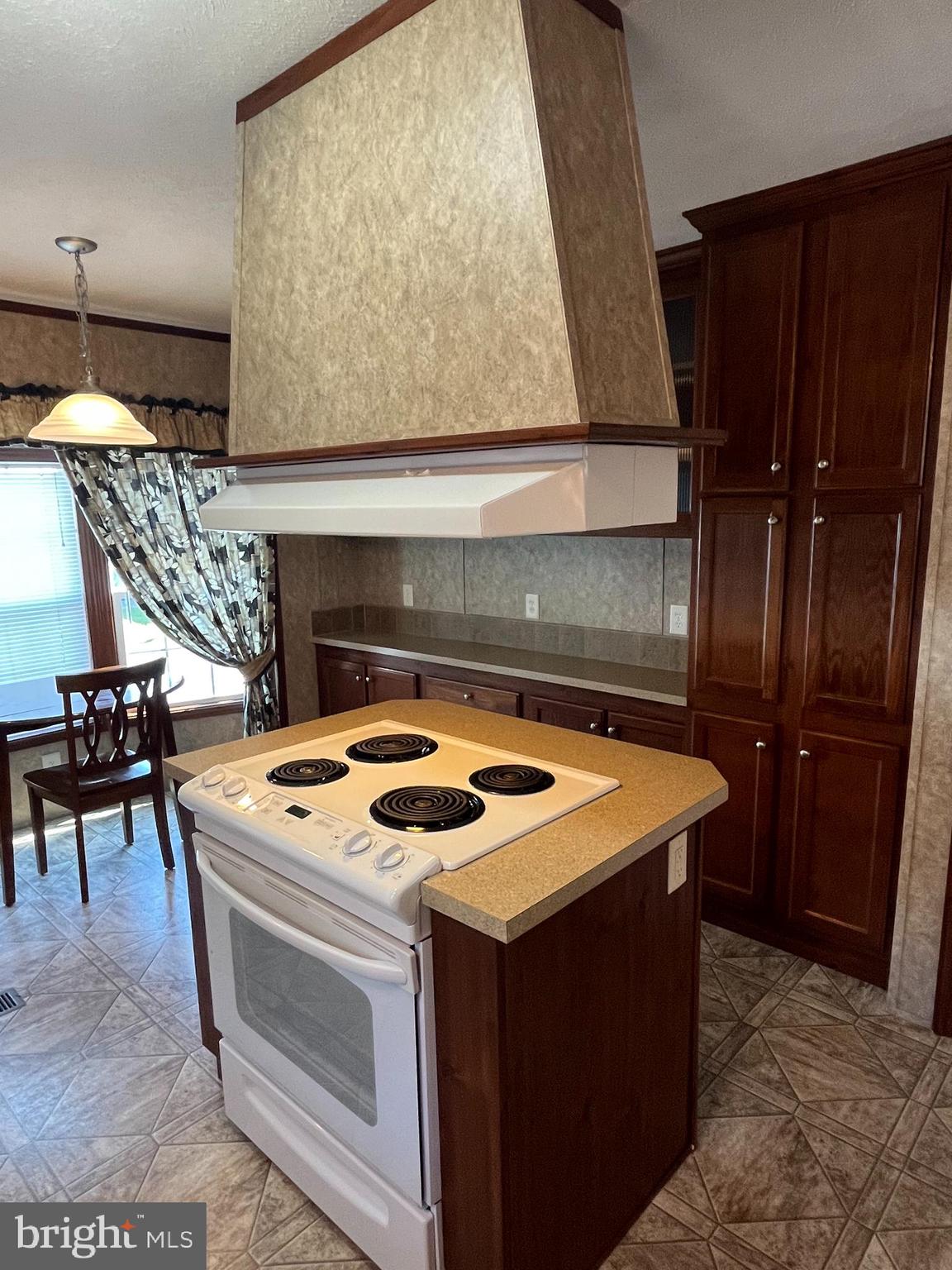 BRIARWOOD ESTATES - Residential