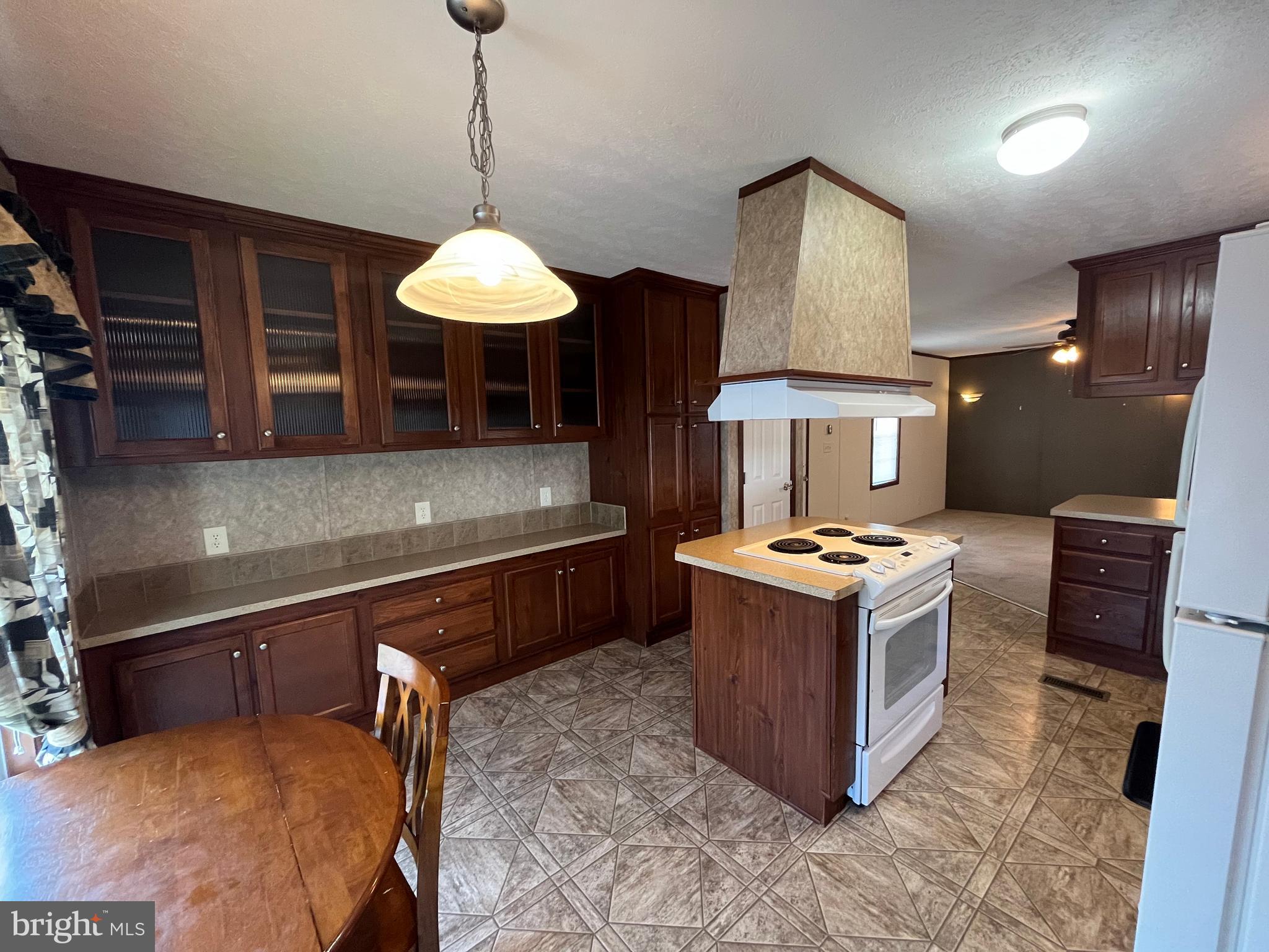 BRIARWOOD ESTATES - Residential