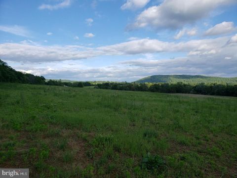 40975 YAKEY LOVETTSVILLE VA 20180