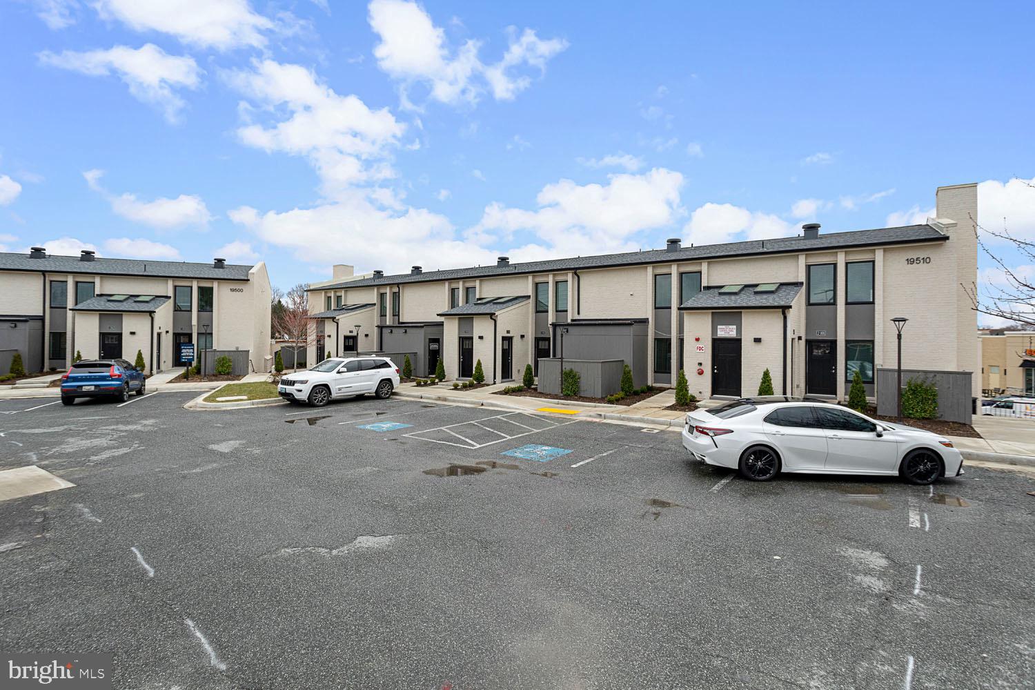 MONTGOMERY VILLAGE - Residential