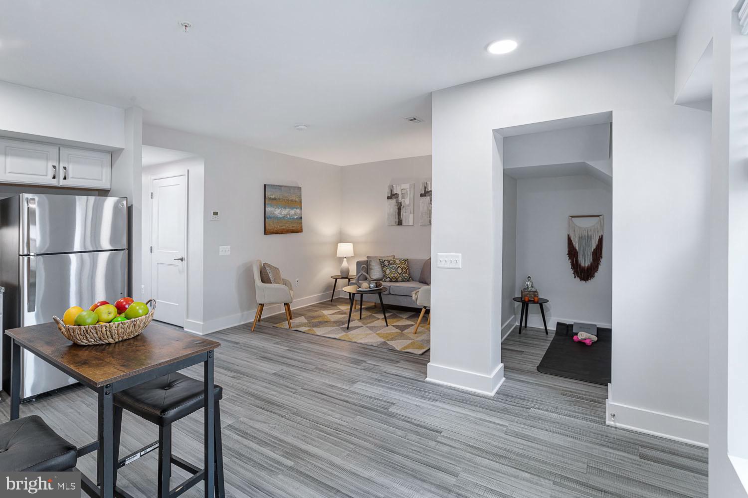 MONTGOMERY VILLAGE - Residential