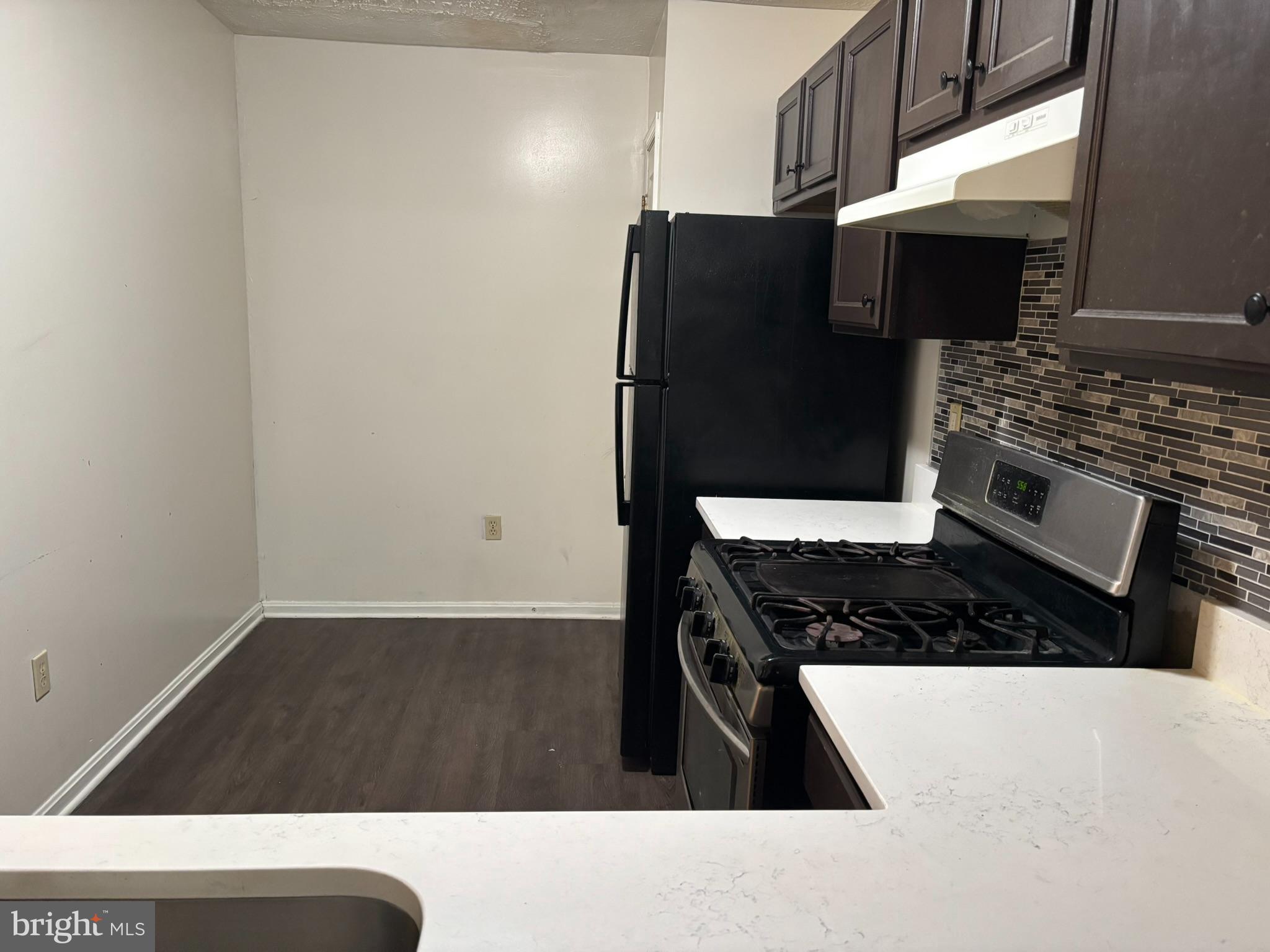 GARRISON OVERLOOK - Residential Lease