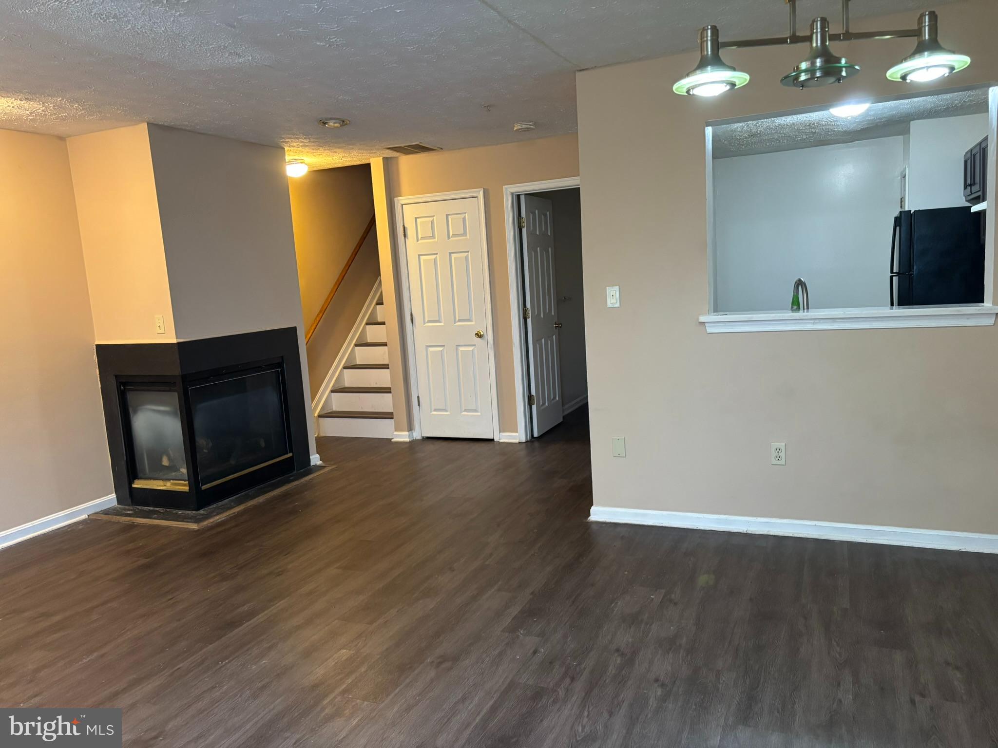 GARRISON OVERLOOK - Residential Lease