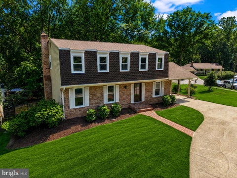 Homes For Sale - 12301 Cedarwood Court<br/> WOODBRIDGE, VA 22192