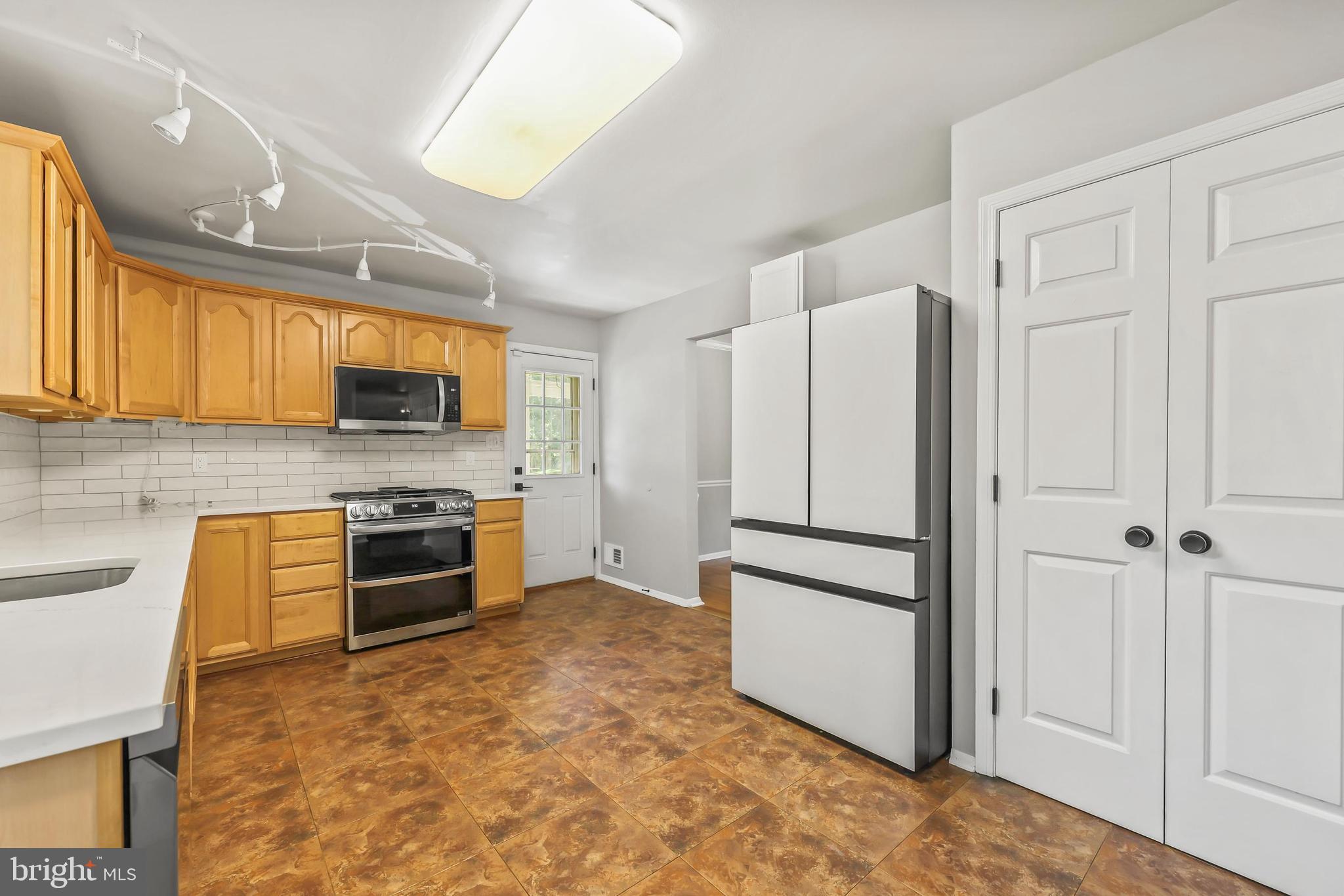 12301 CEDARWOOD COURT