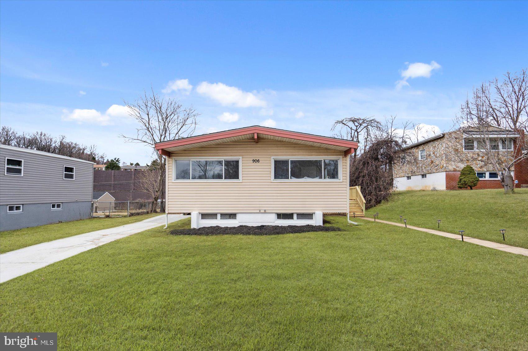 906 SCOTTS HILL DRIVE
