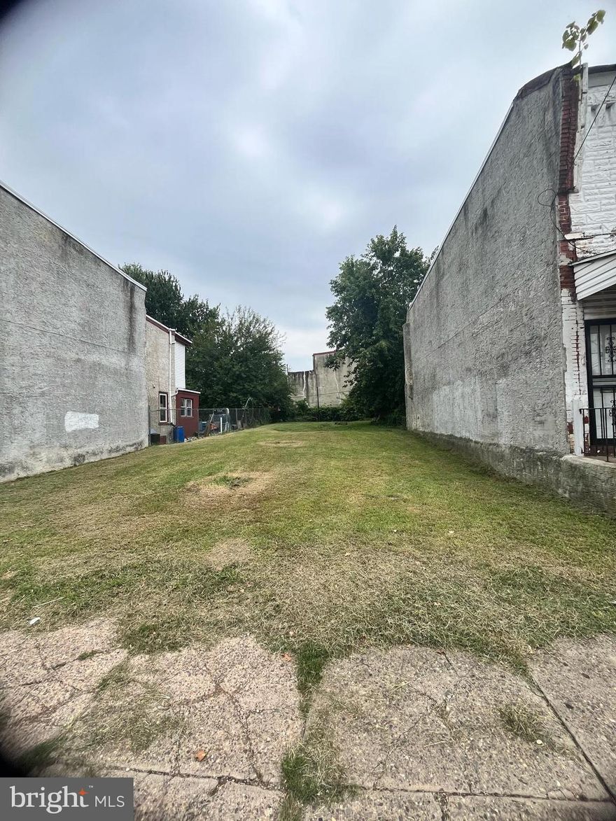 🏗️ Lot for Sale – 4307 N 16TH ST, Philadelphia, PA 19140
Discover an opportunity in one of Philadelphia’s most talked‑about emerging corridors. This vacant lot sits in a neighborhood positioned for major growth over the next few years. North Philadelphia continues to attract attention from investors, developers, and city planners—driven by its proximity to Temple University, ongoing university expansion, and strong encouragement from the City to invest in the area.
Smart investors know the best returns come from buying where others overlook. These lots are still priced affordably, offering the chance to secure a strong future profit margin as development momentum accelerates.
This property can be purchased individually or as part of a larger investment package, including:
- 2025 W Westmoreland Street, Philadelphia, PA 19140
- 2027 W Westmoreland Street, Philadelphia, PA 19140
- 2234 W Estaugh St, Philadelphia, PA 19140
- 1821 Brunner St, Philadelphia, PA 19140