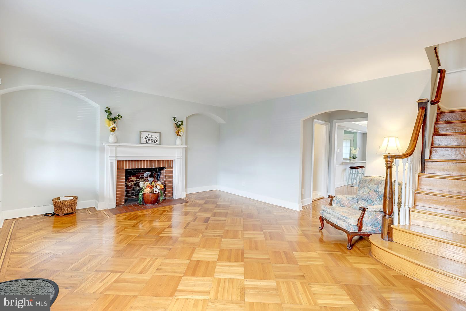 511 W 35TH STREET