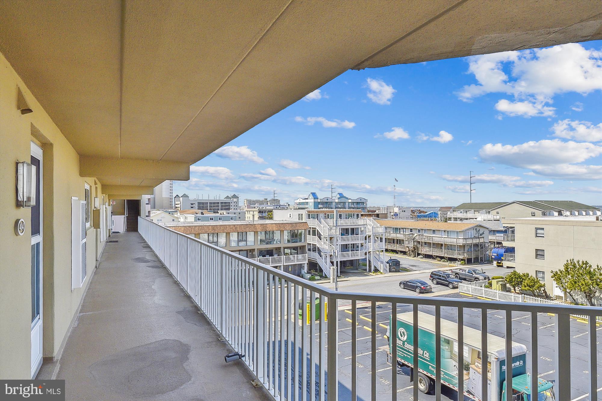 52ND STREET - Residential