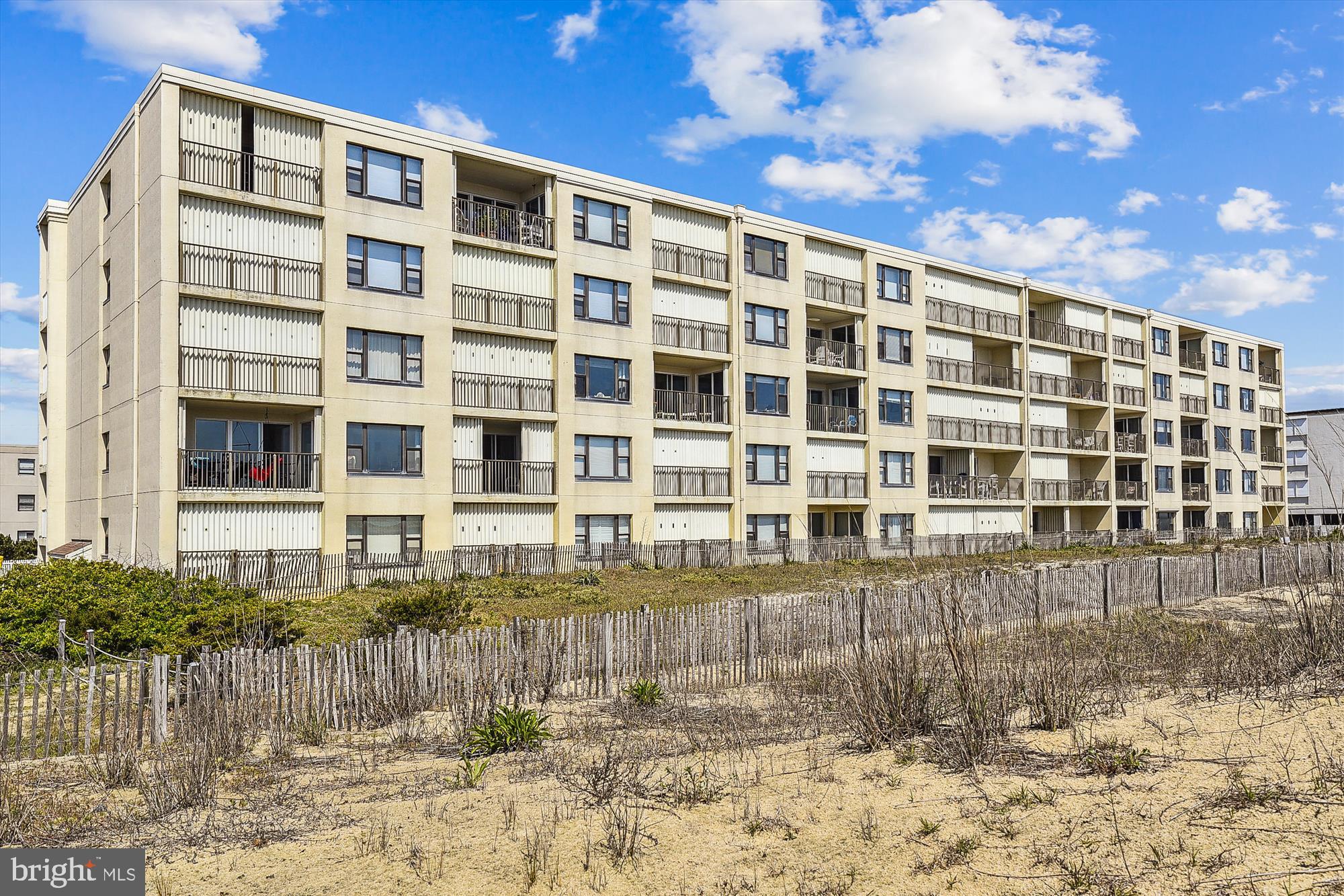 52ND STREET - Residential