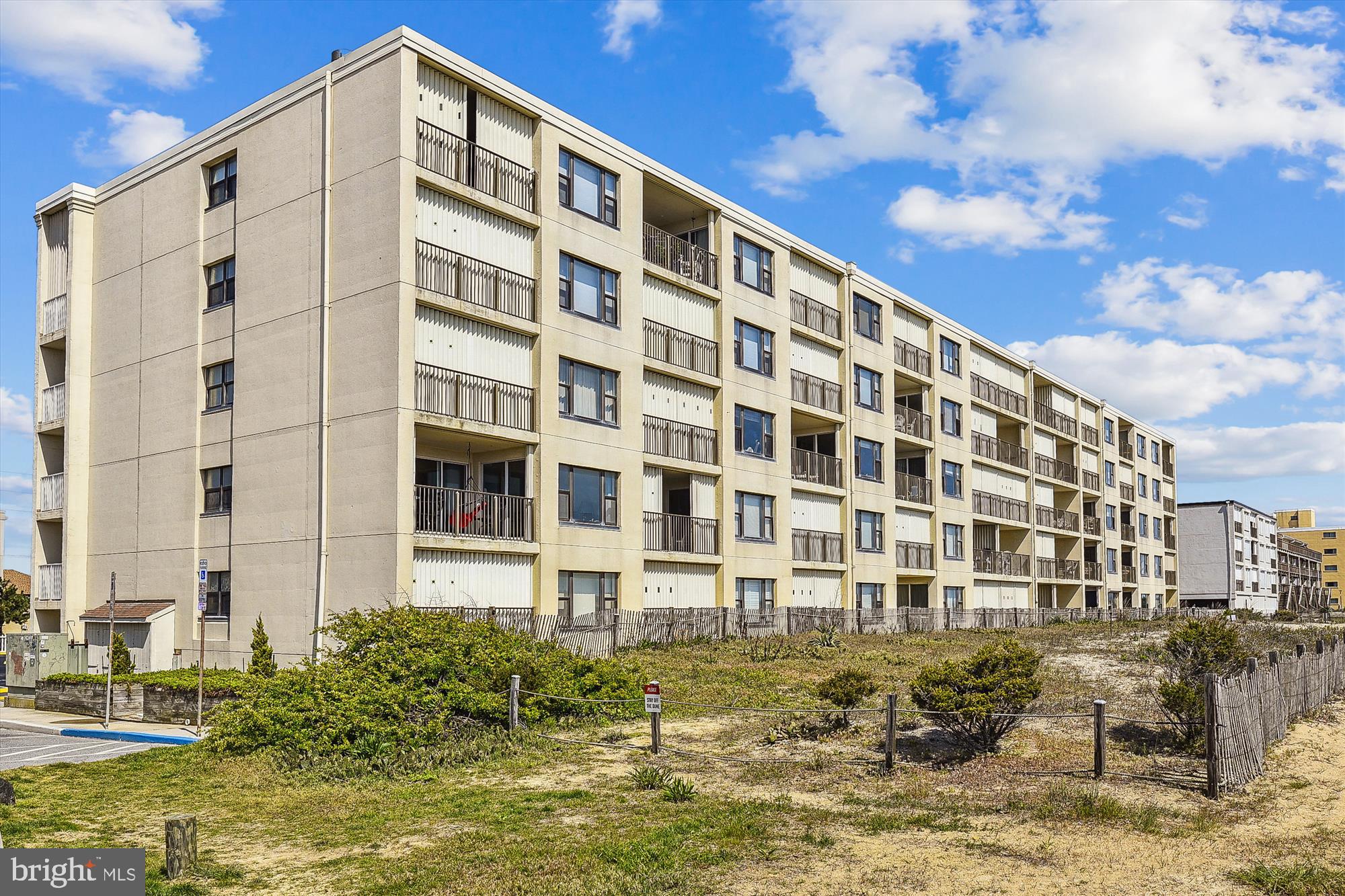 52ND STREET - Residential